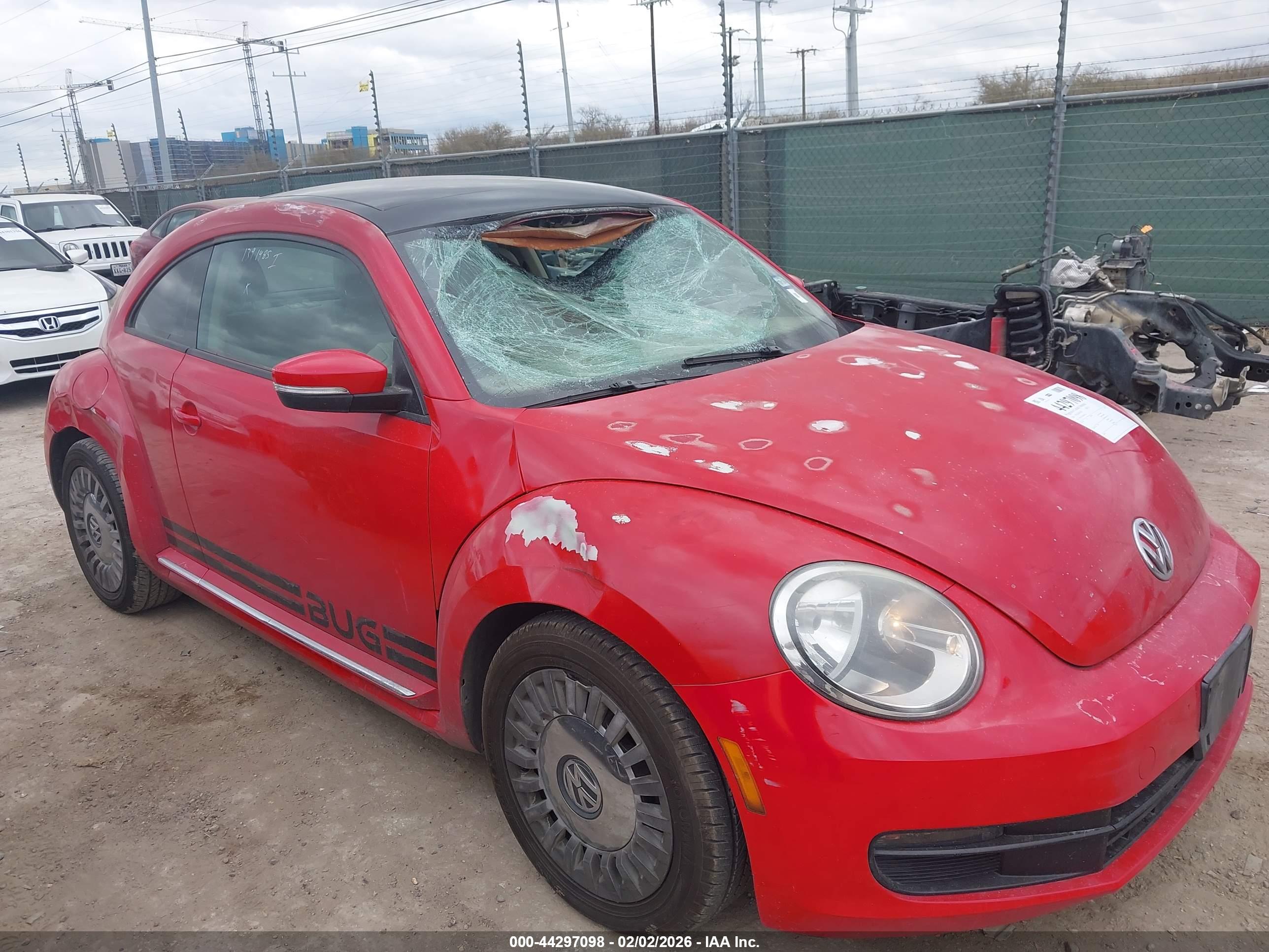 VOLKSWAGEN BEETLE image 6