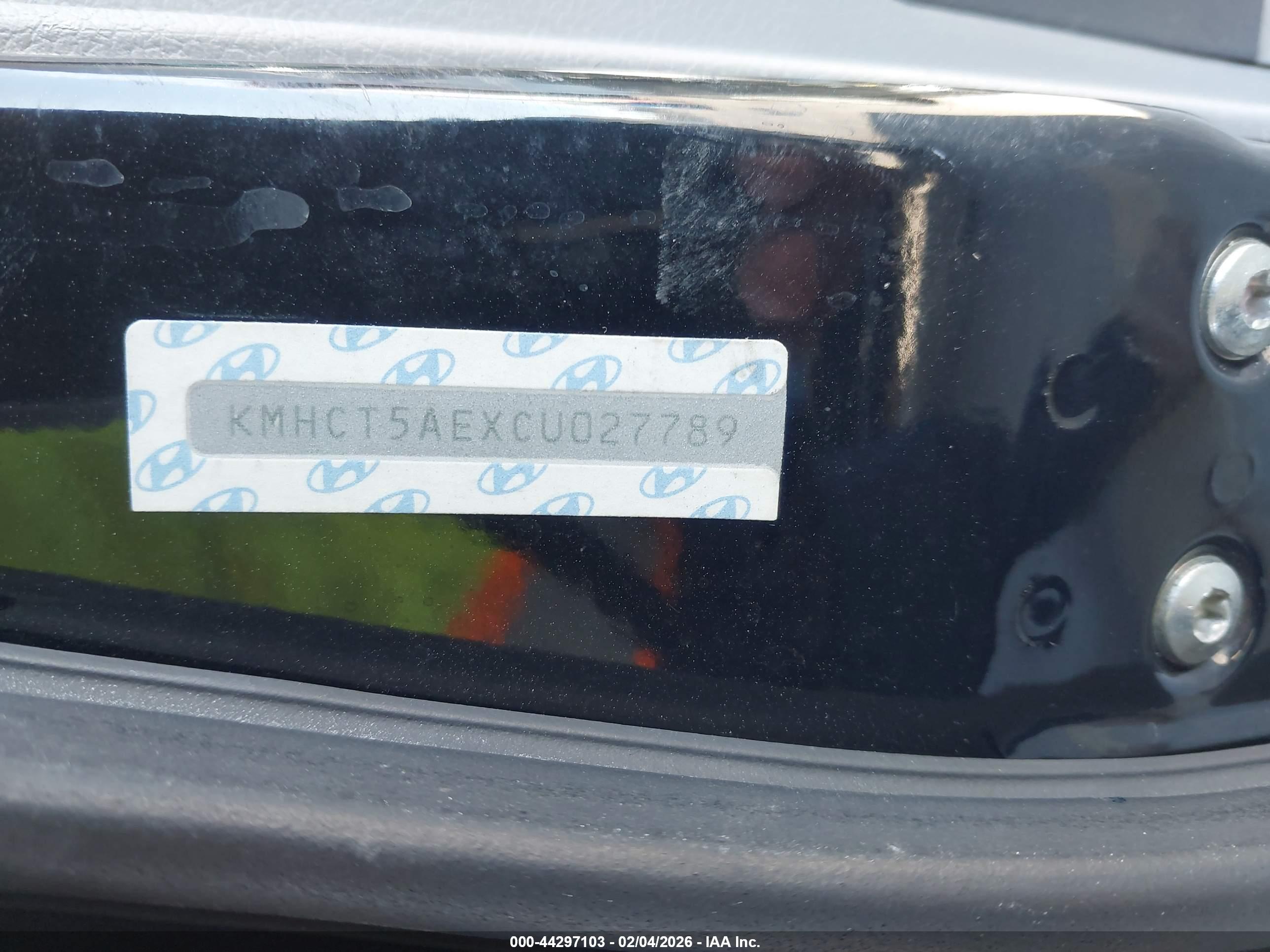 HYUNDAI ACCENT image 9