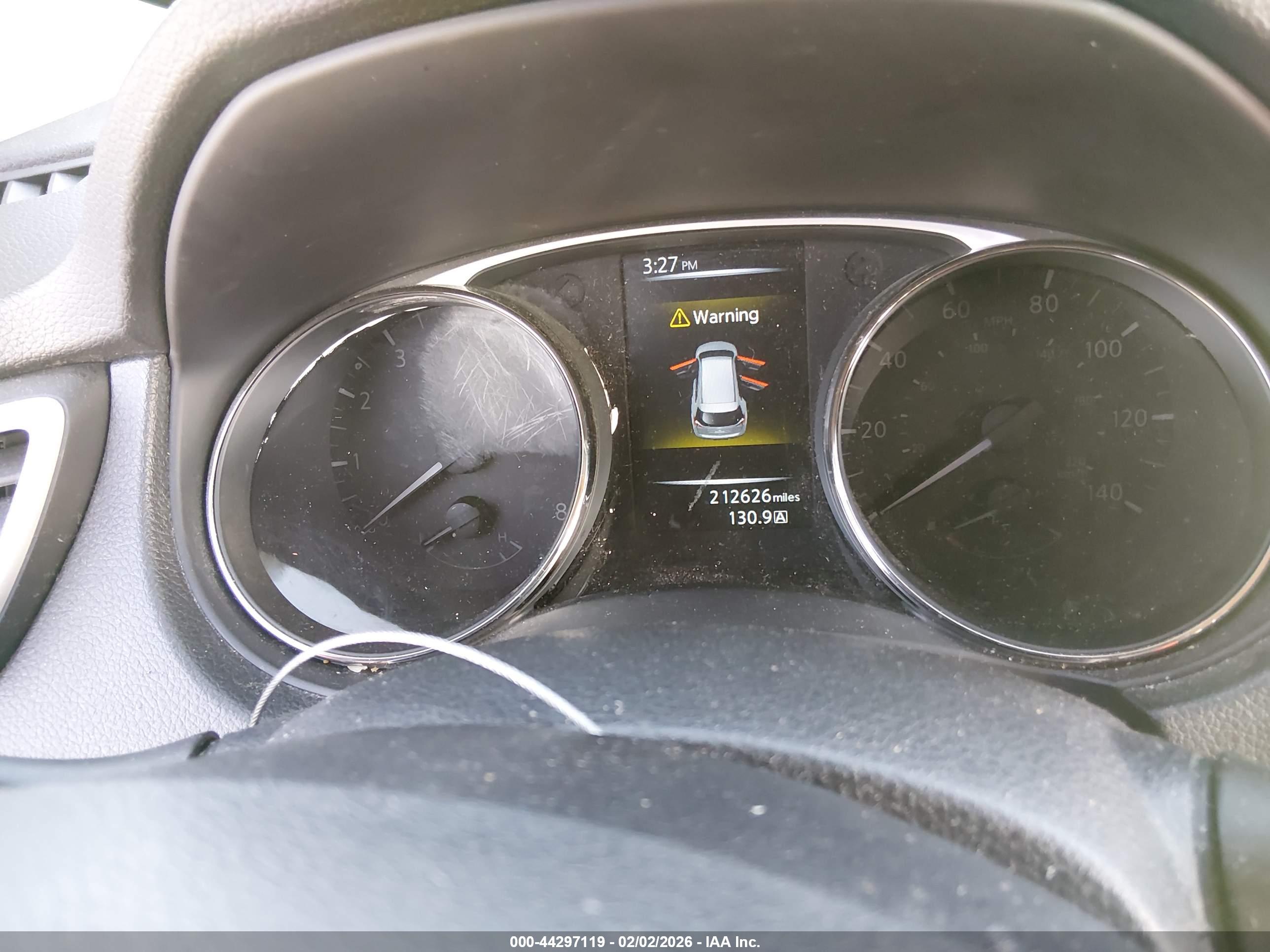 NISSAN ROGUE image 7
