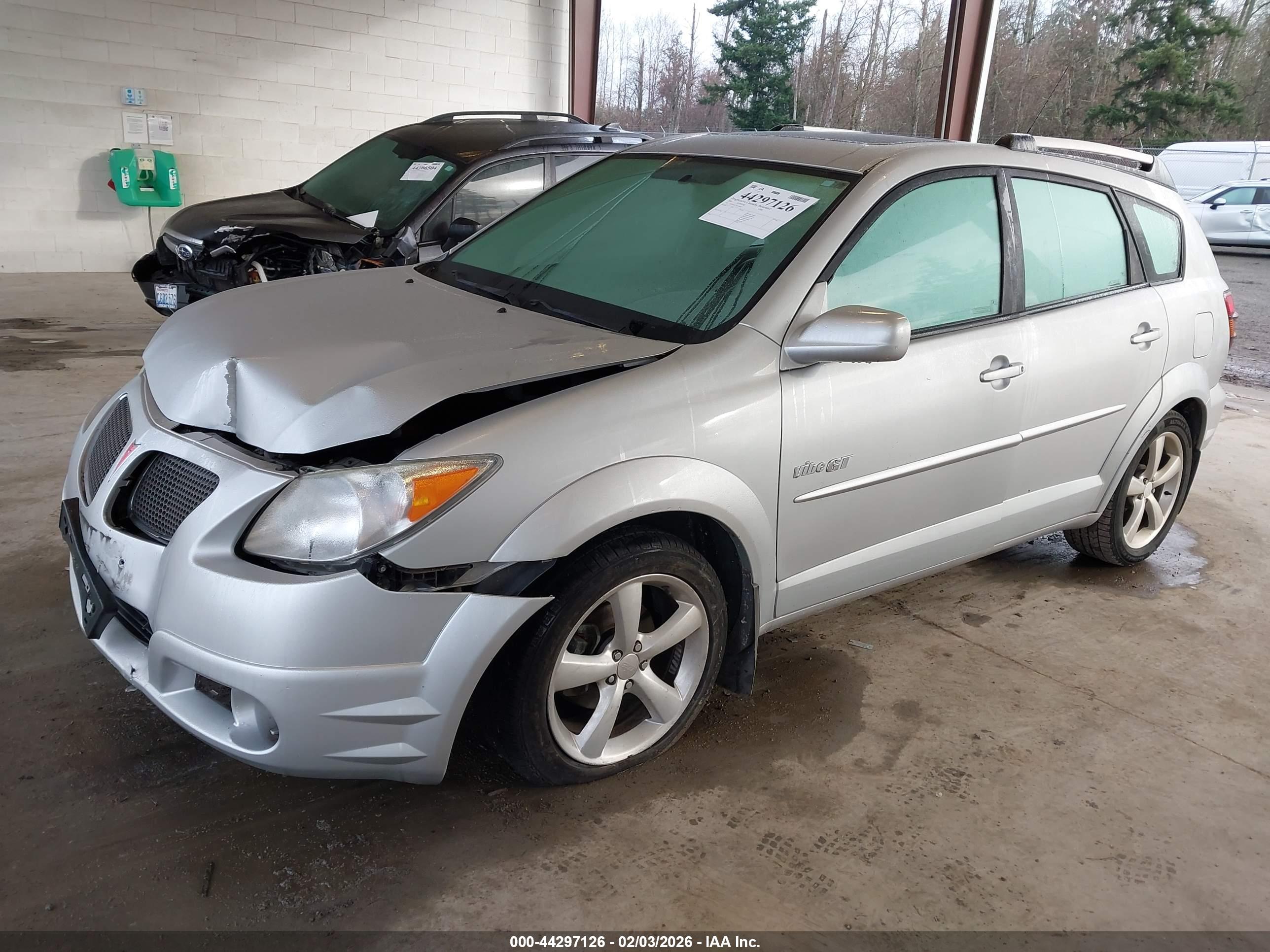 PONTIAC VIBE image 2