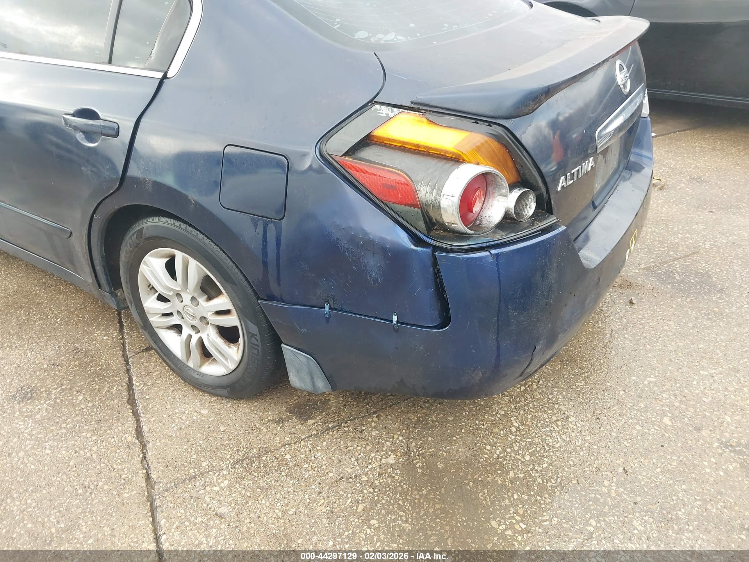 NISSAN ALTIMA image 6
