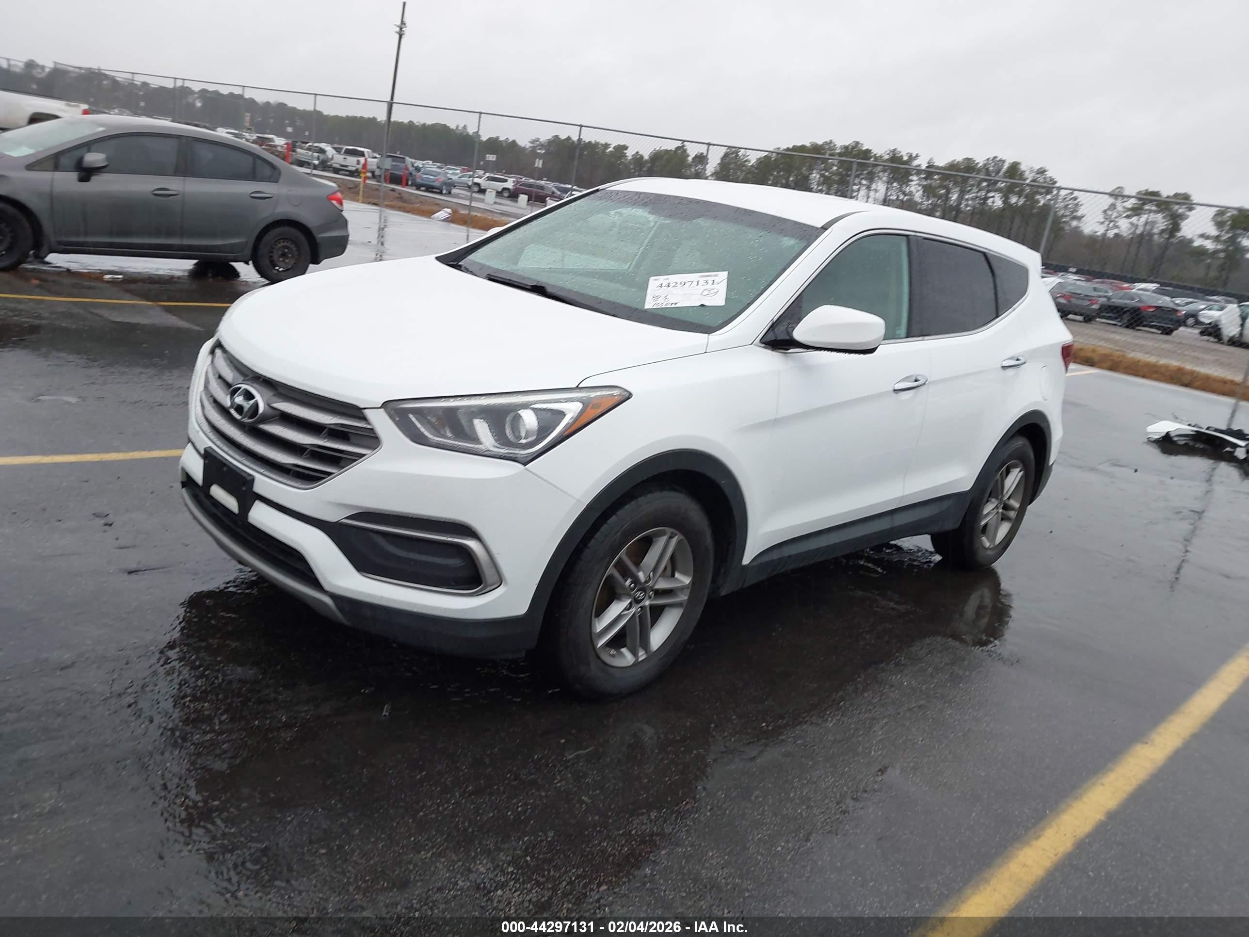 HYUNDAI SANTA image 2