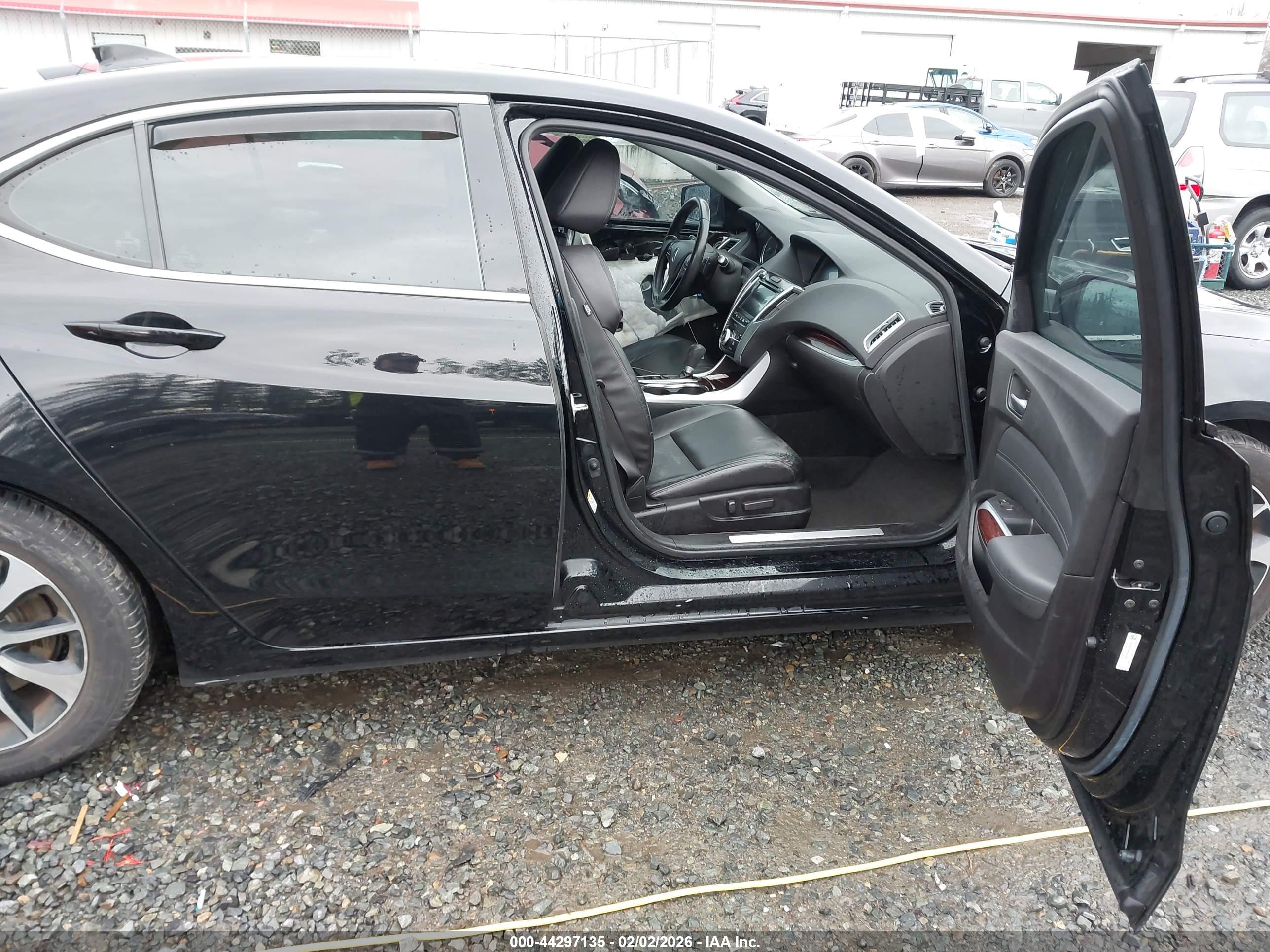 ACURA TLX image 5
