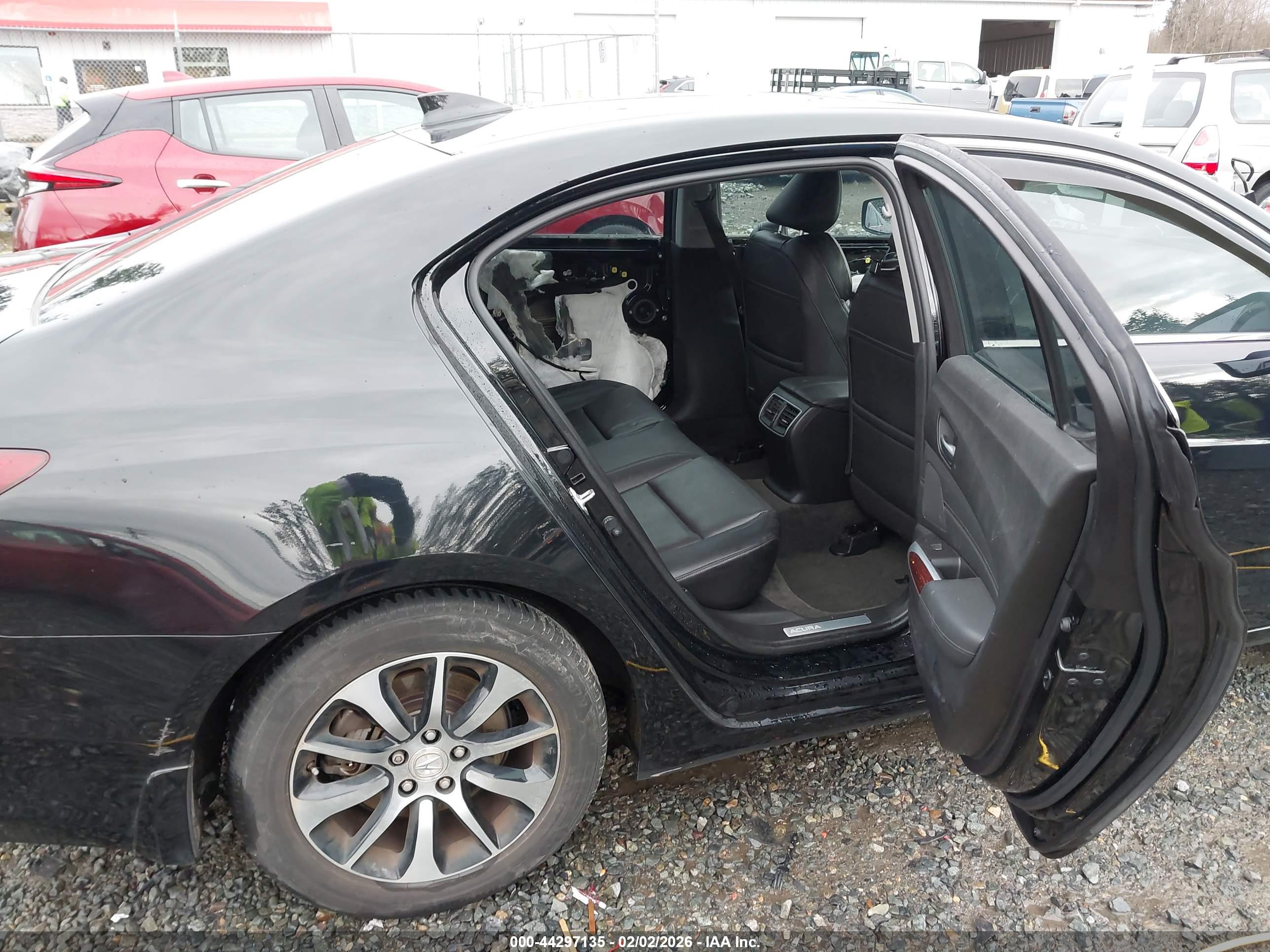 ACURA TLX image 8