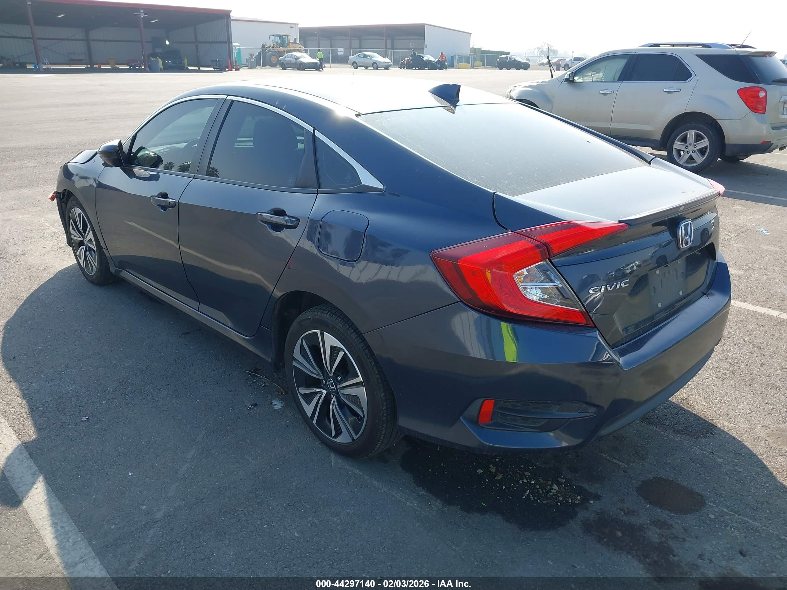 HONDA CIVIC image 3