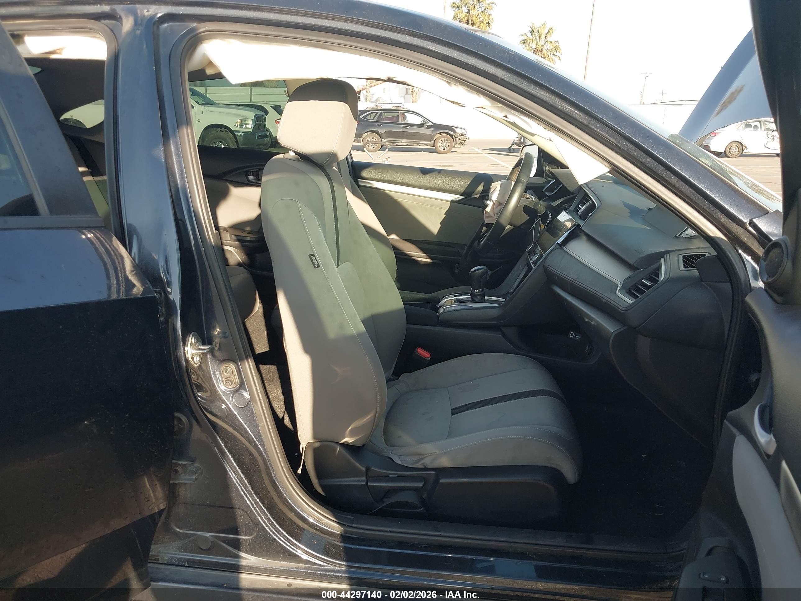 HONDA CIVIC image 5