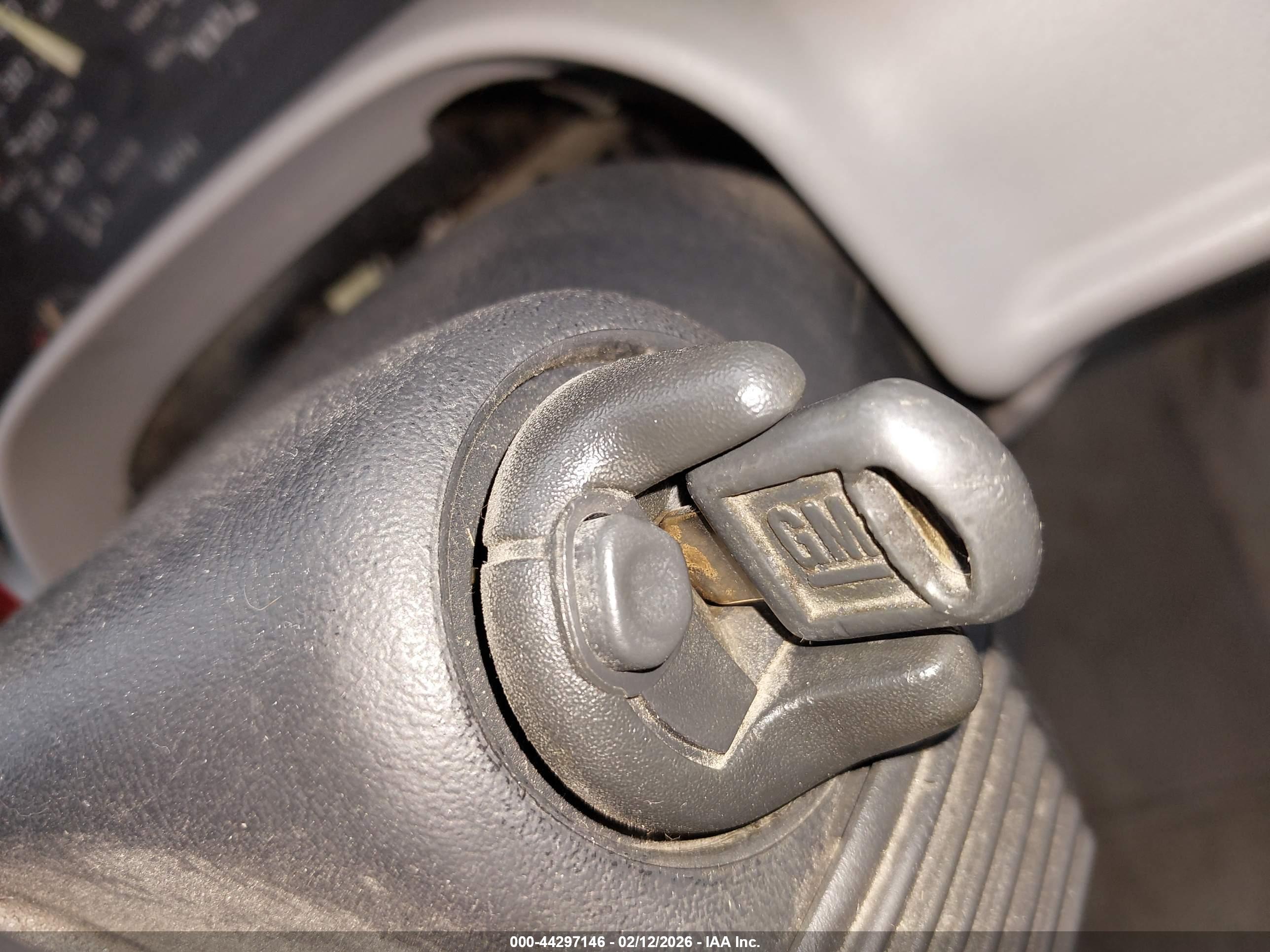 CHEVROLET S image 11