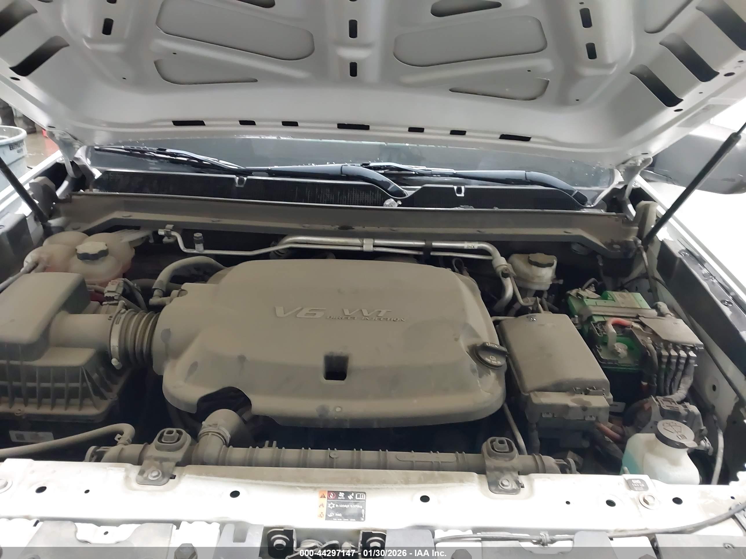 CHEVROLET COLORADO image 10