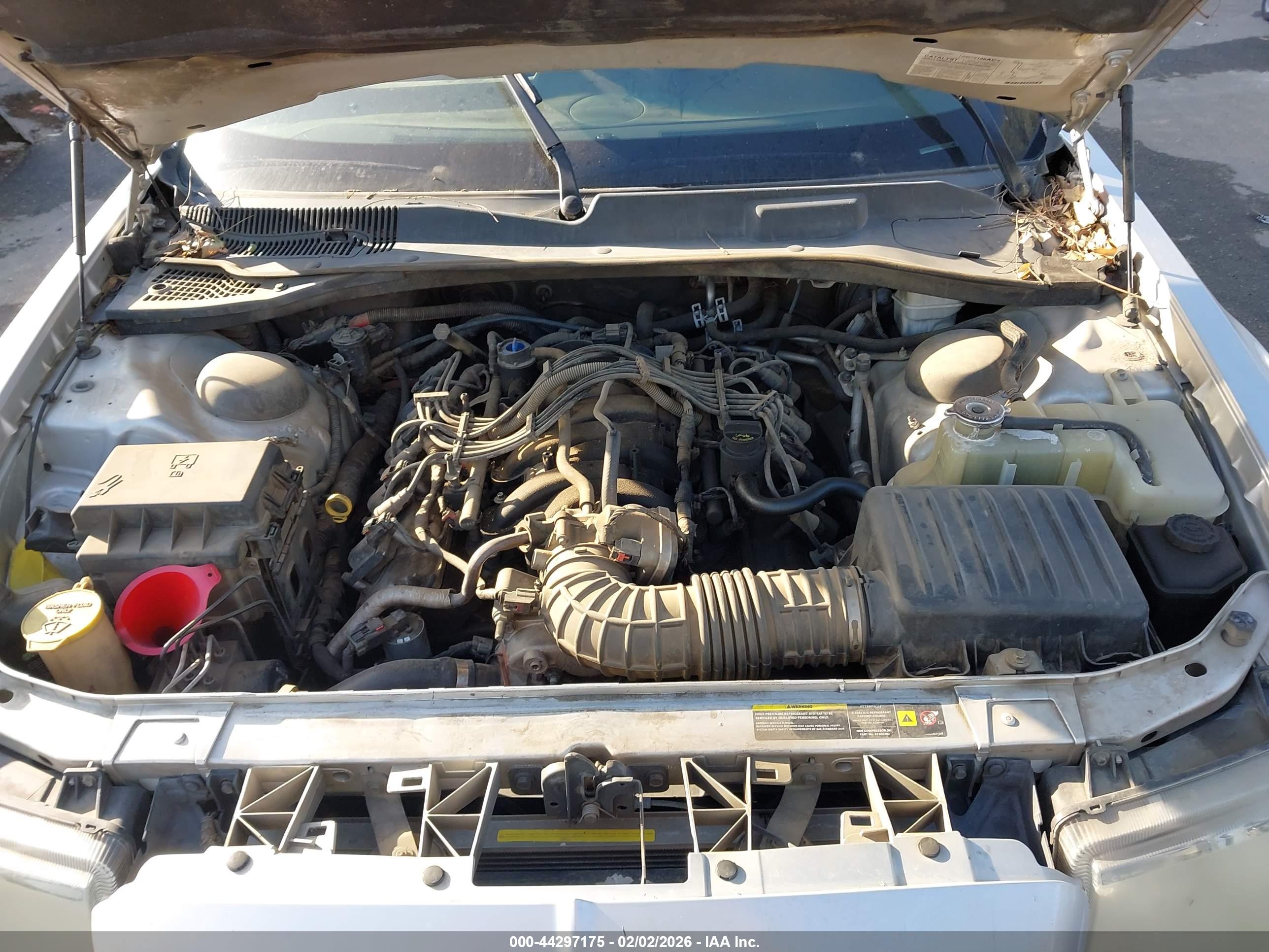 CHRYSLER 300C image 10