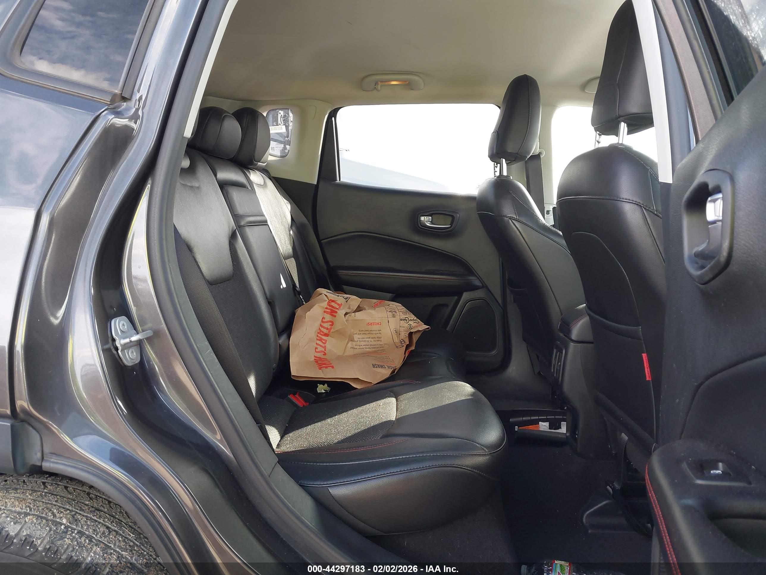 JEEP COMPASS image 8
