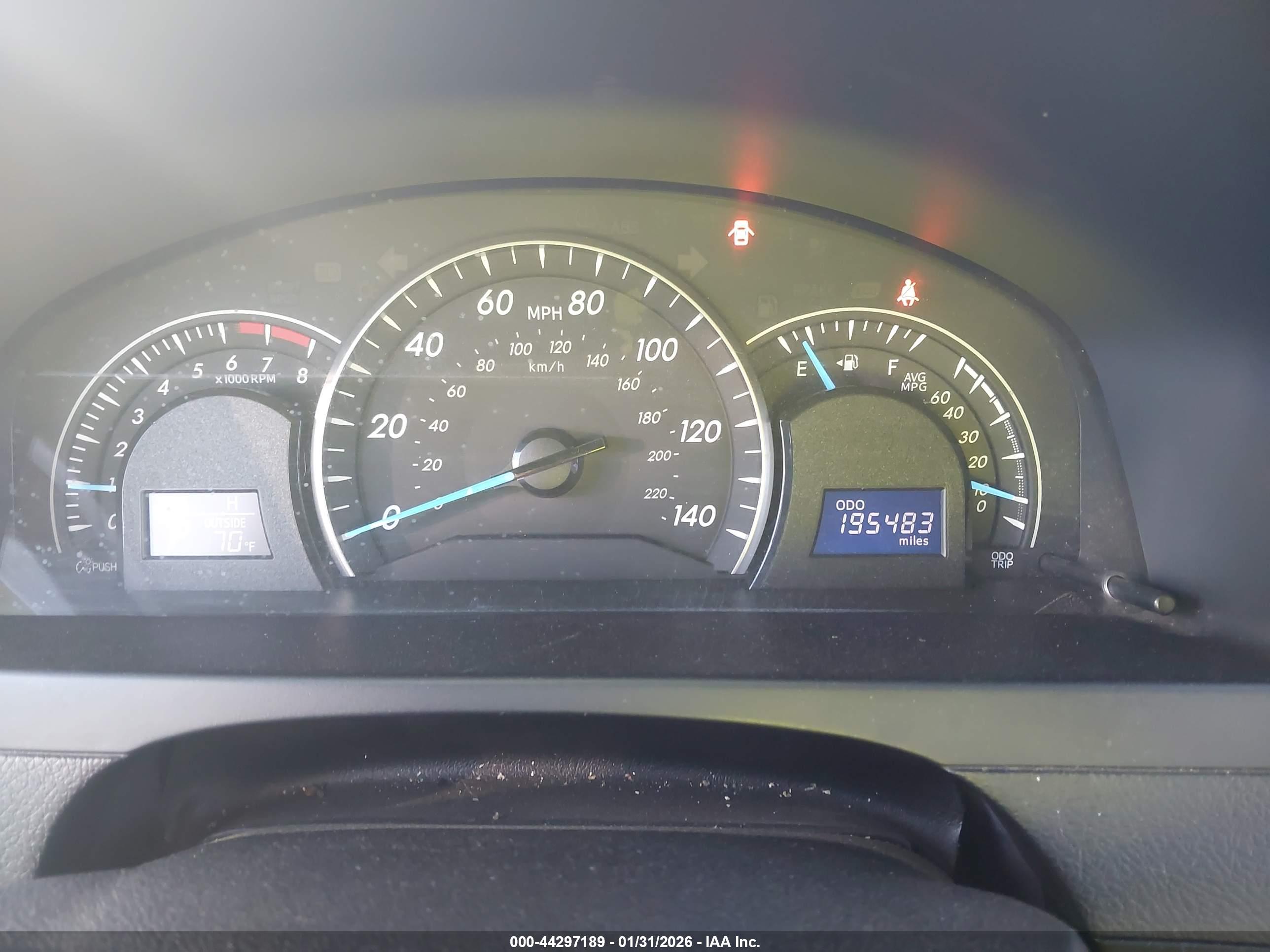 TOYOTA CAMRY image 7