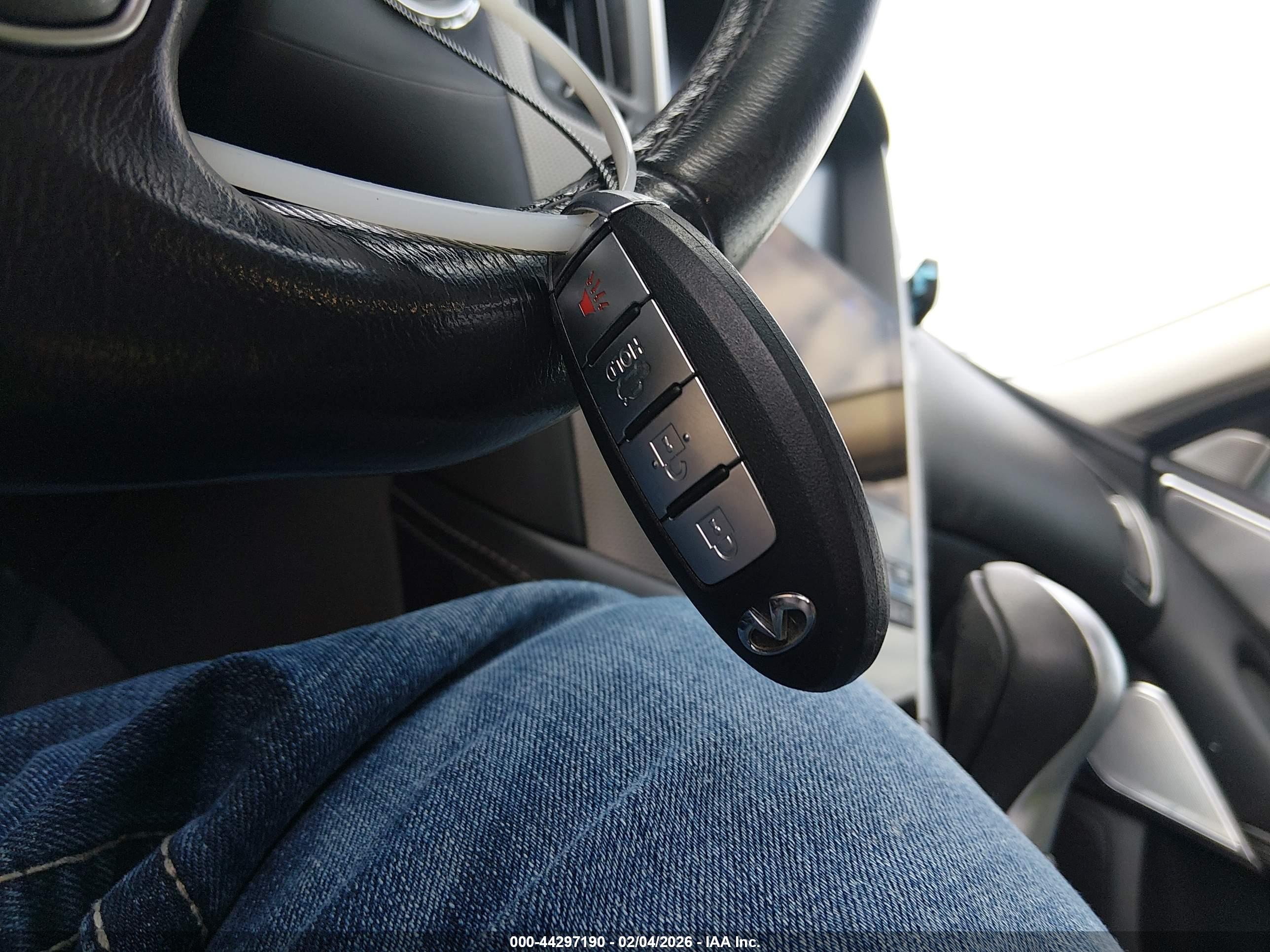 INFINITI Q50 image 11
