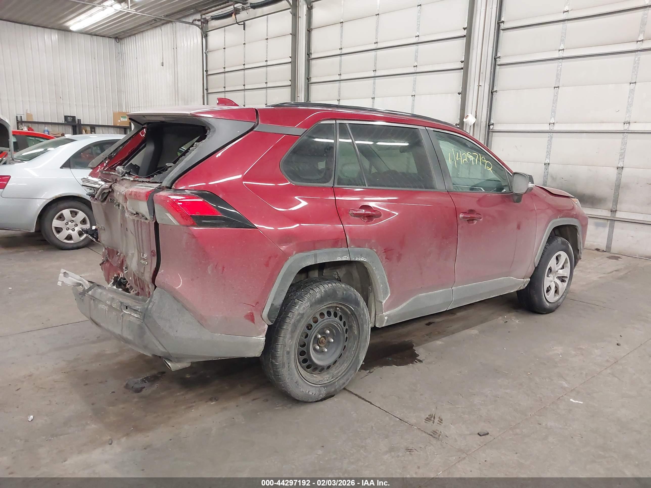 TOYOTA RAV4 image 4