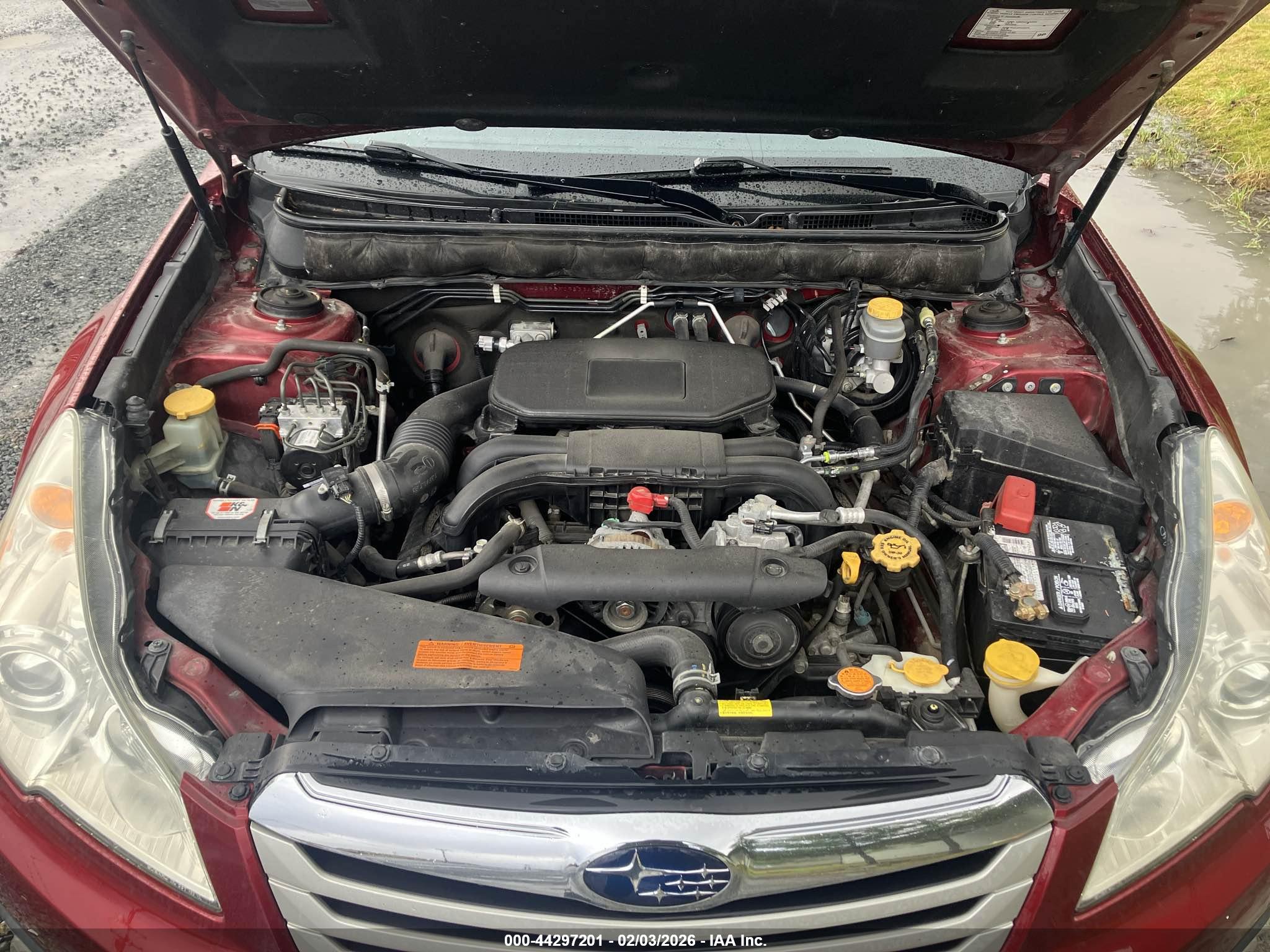 SUBARU OUTBACK image 10
