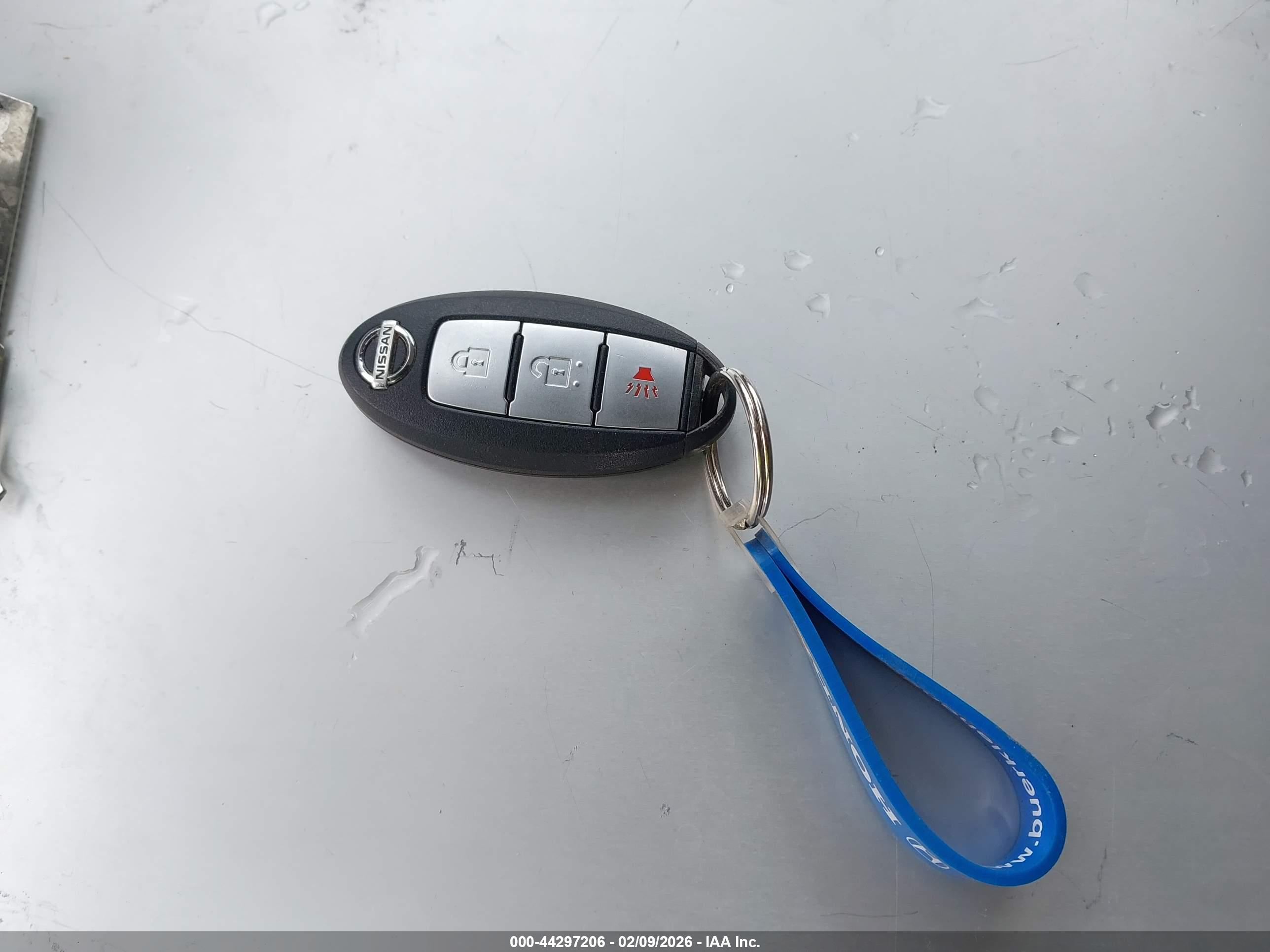 NISSAN ROGUE image 11