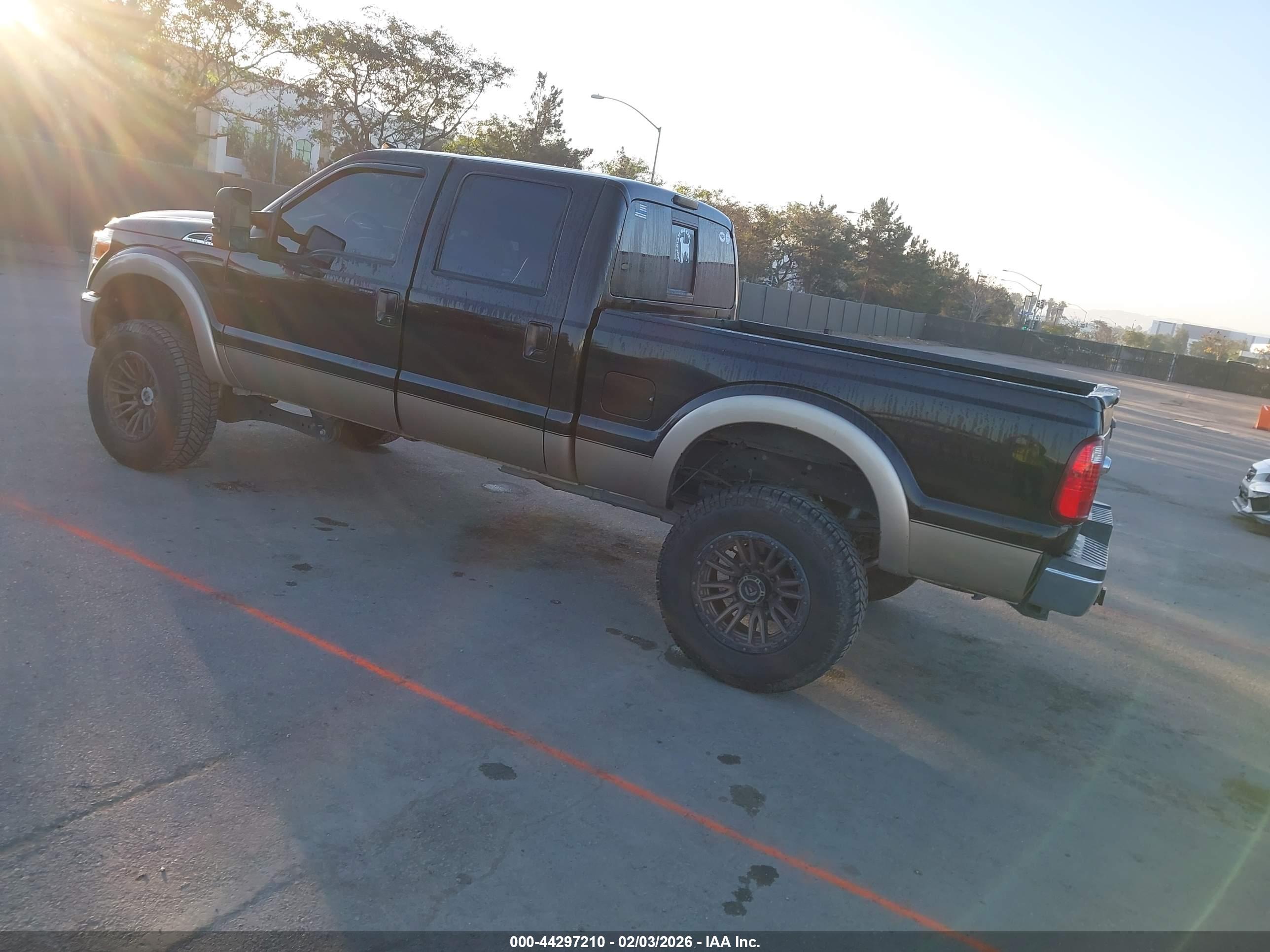 FORD F-250 image 3