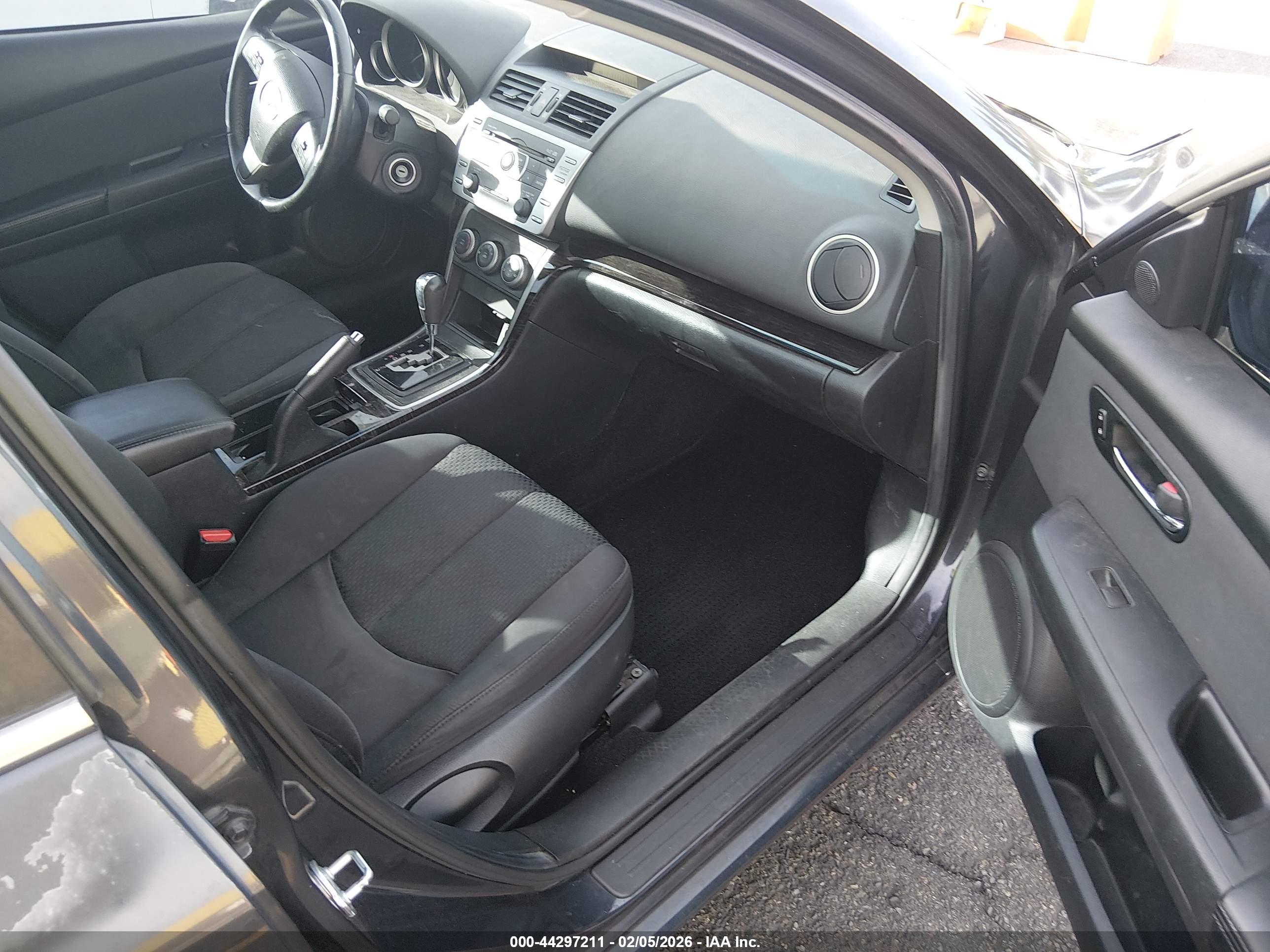 MAZDA MAZDA6 image 5