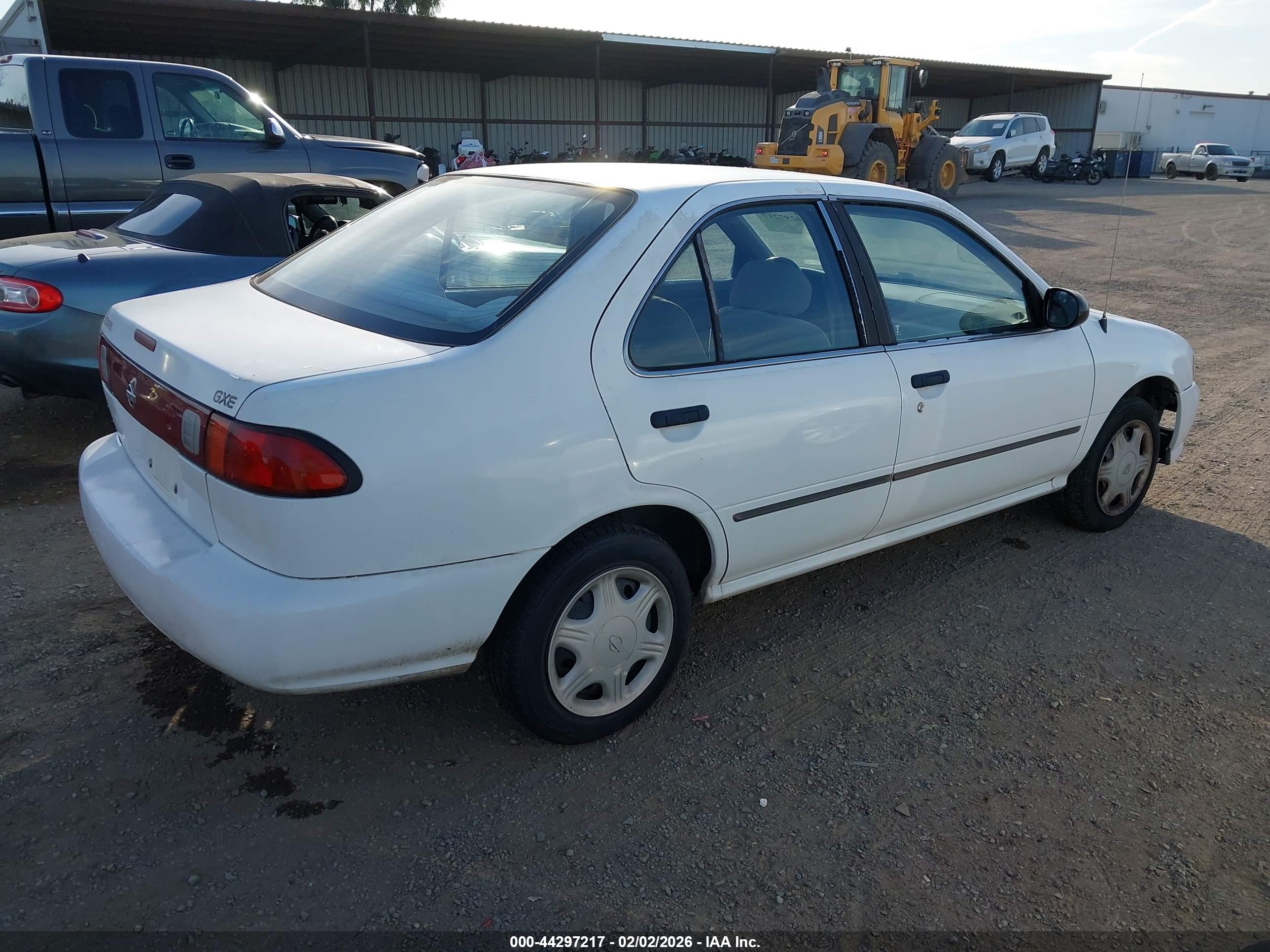 NISSAN SENTRA image 4