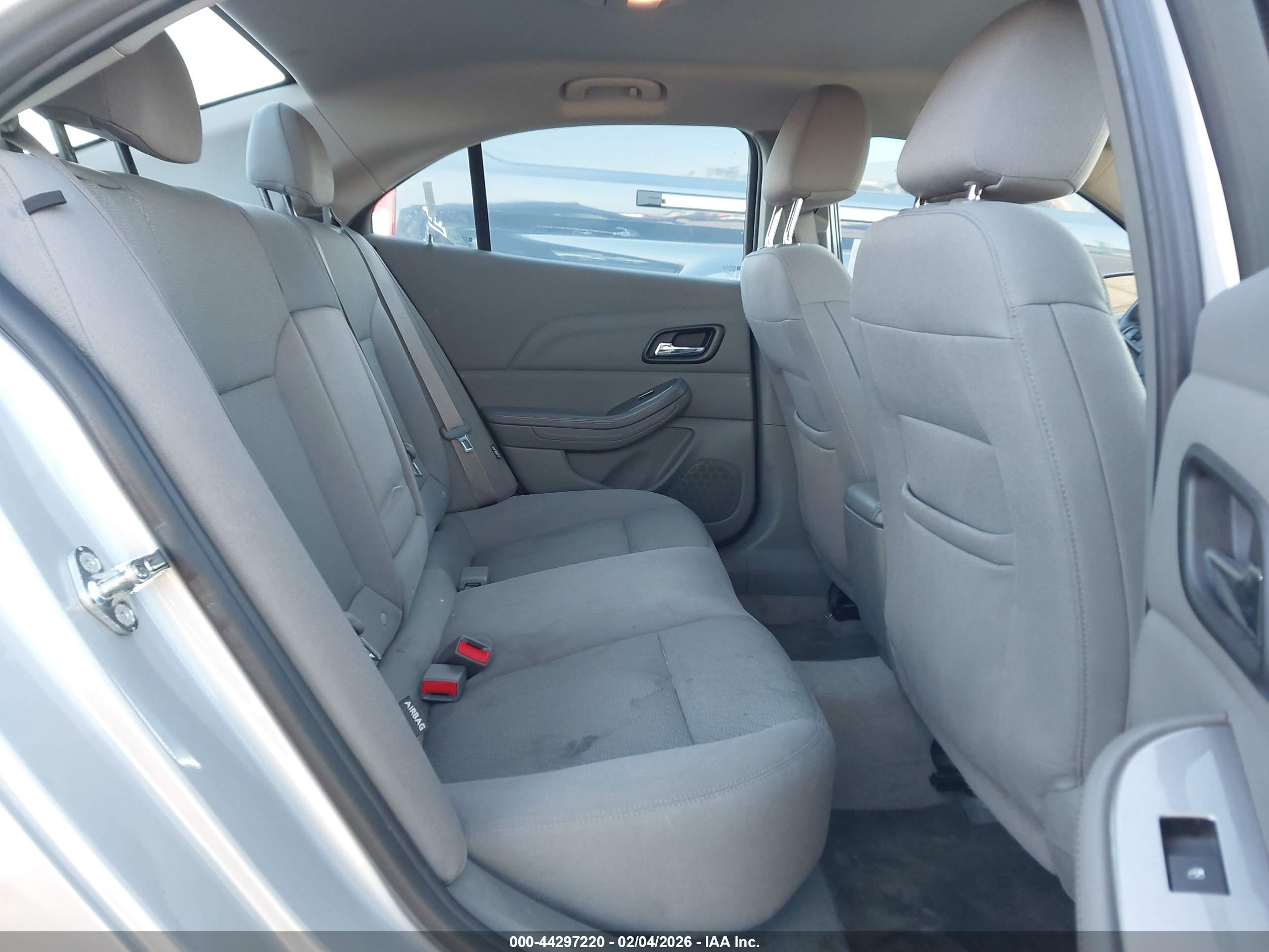 CHEVROLET MALIBU image 8