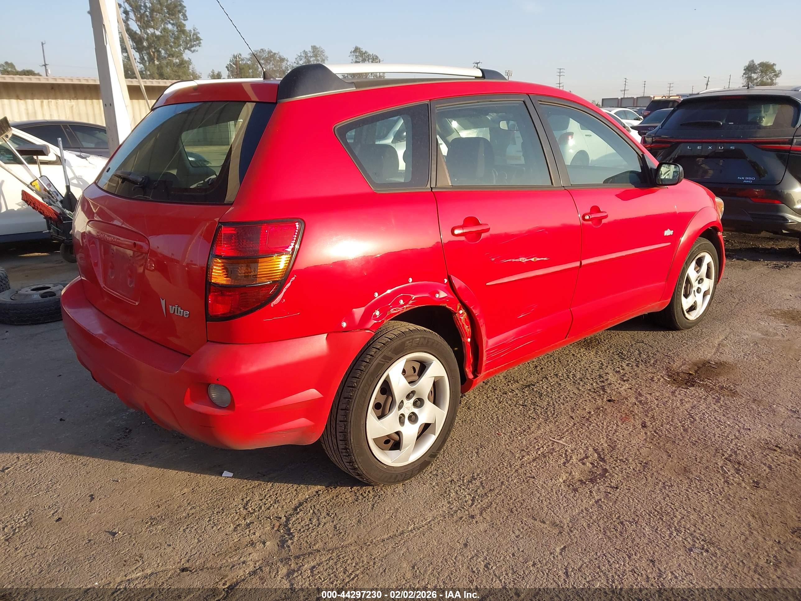 PONTIAC VIBE image 4