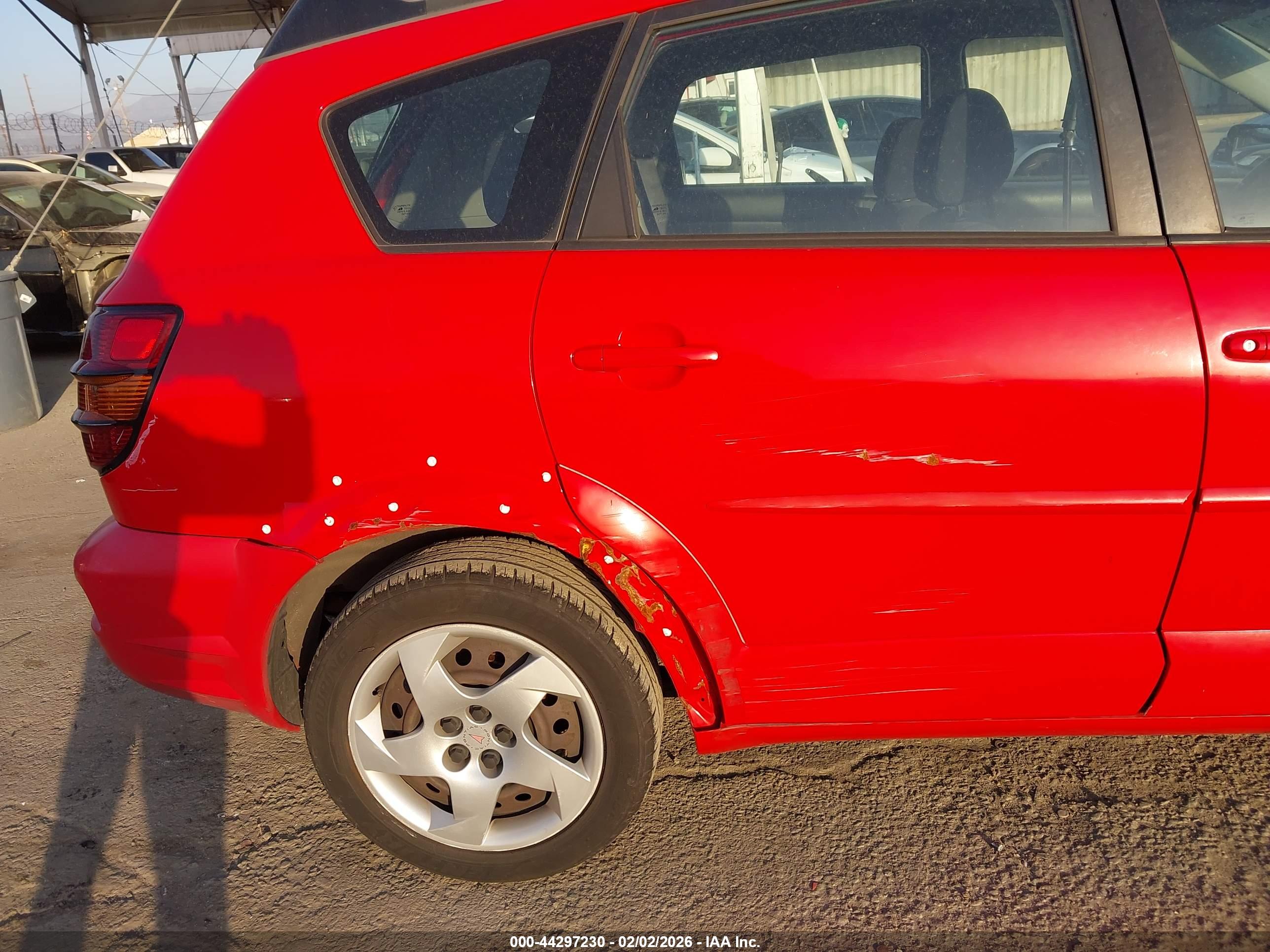 PONTIAC VIBE image 6