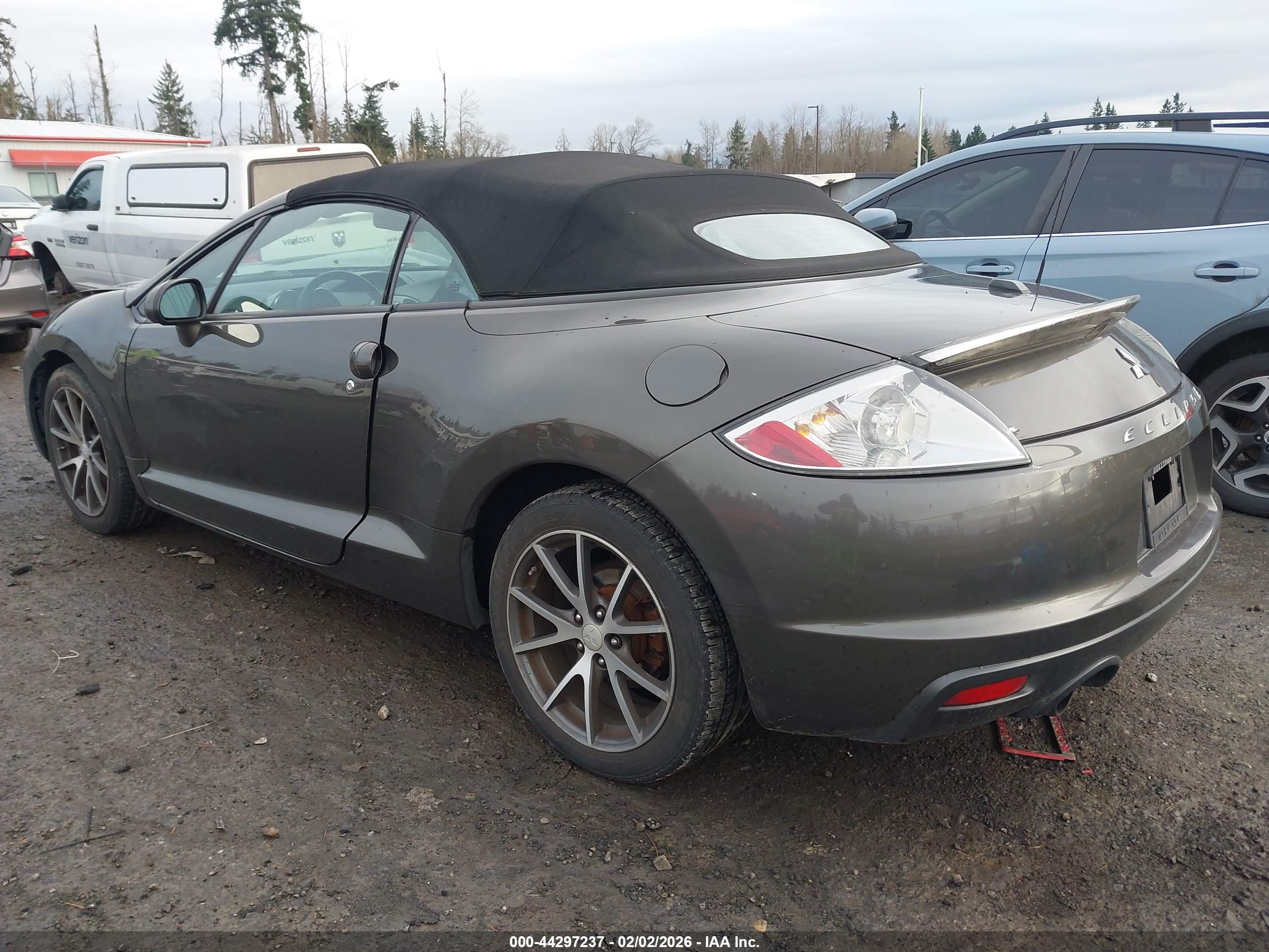 MITSUBISHI ECLIPSE image 3