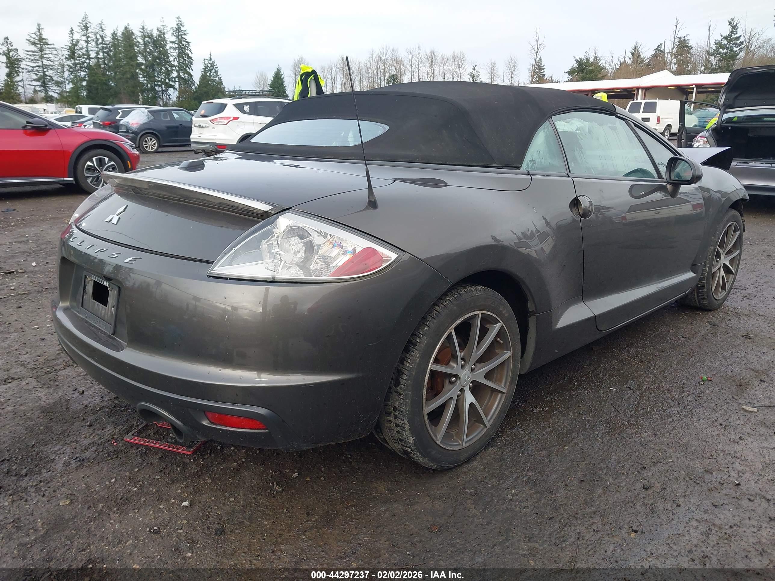 MITSUBISHI ECLIPSE image 4
