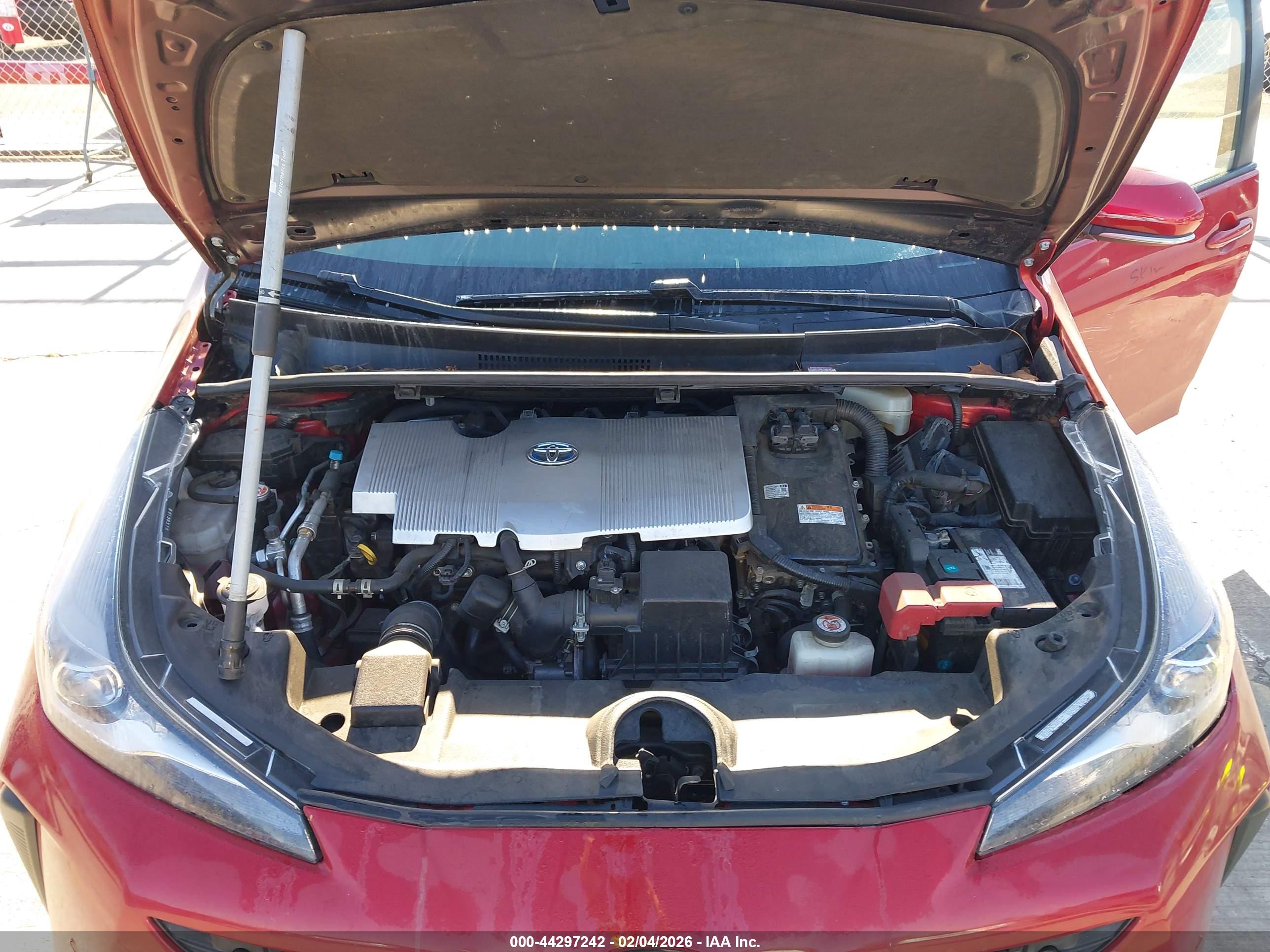 TOYOTA PRIUS image 10