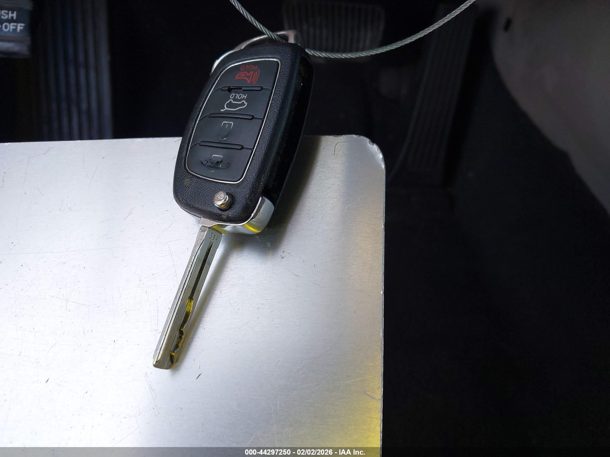 HYUNDAI SONATA image 11