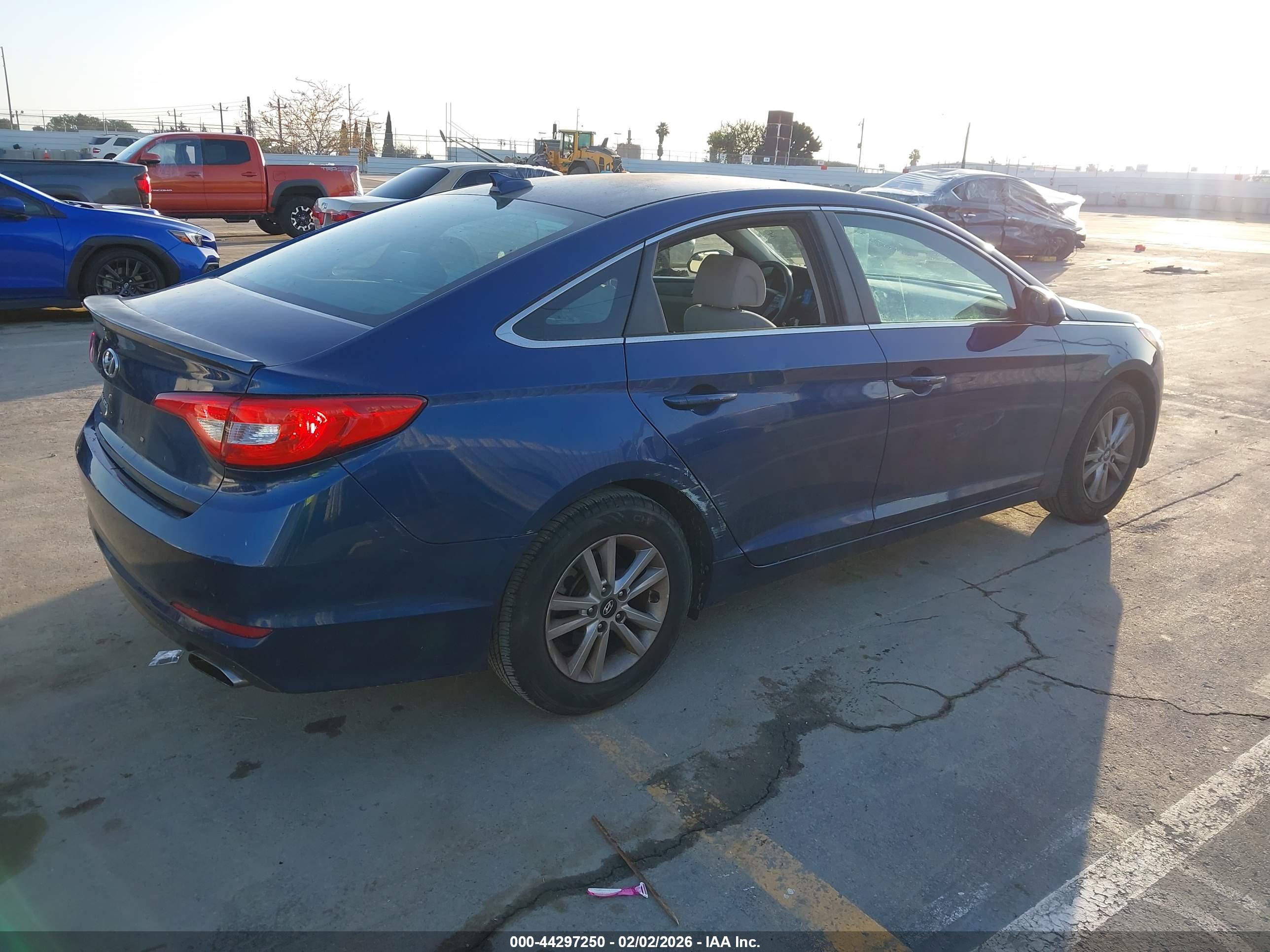 HYUNDAI SONATA image 4