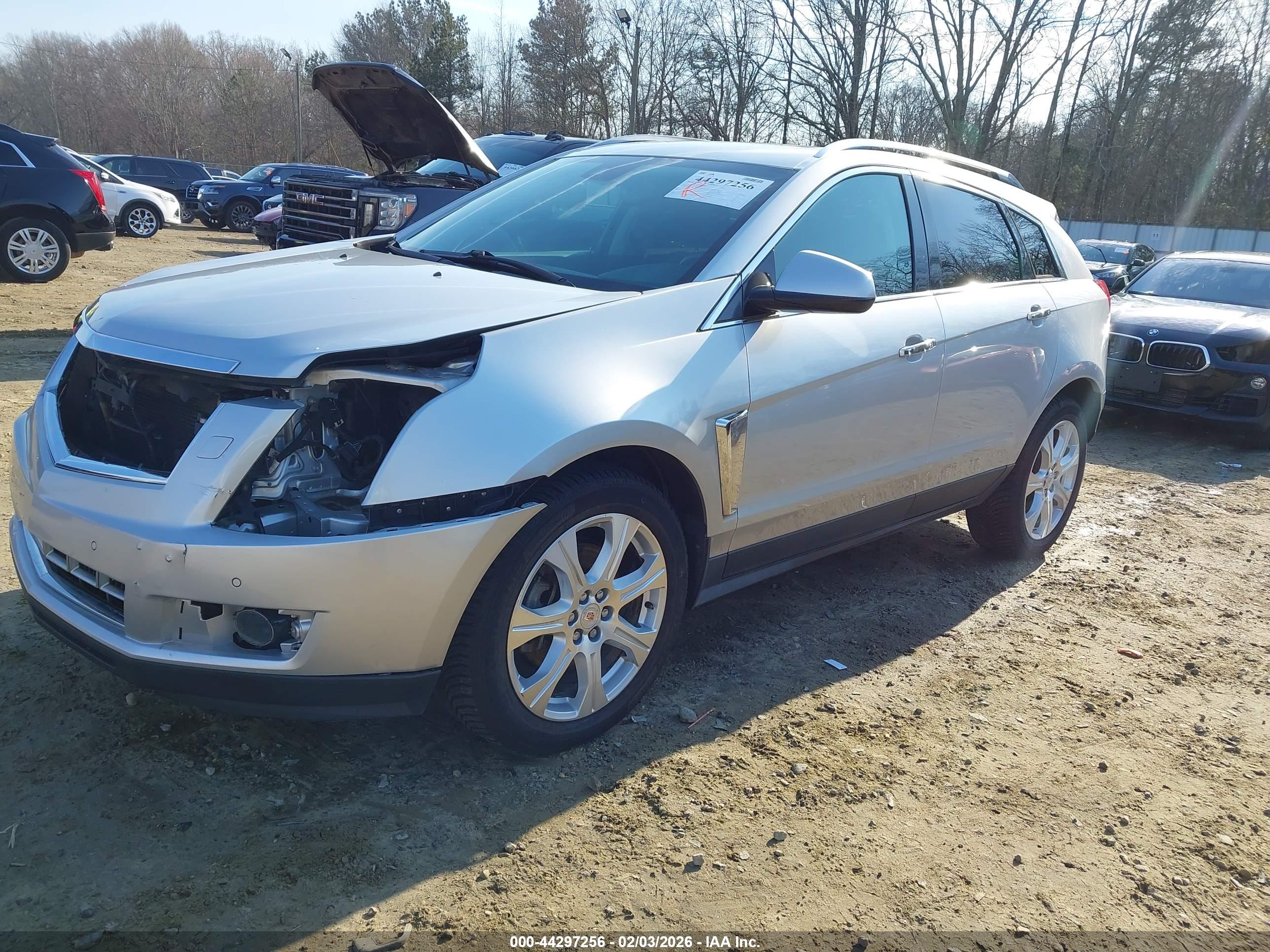CADILLAC SRX image 2