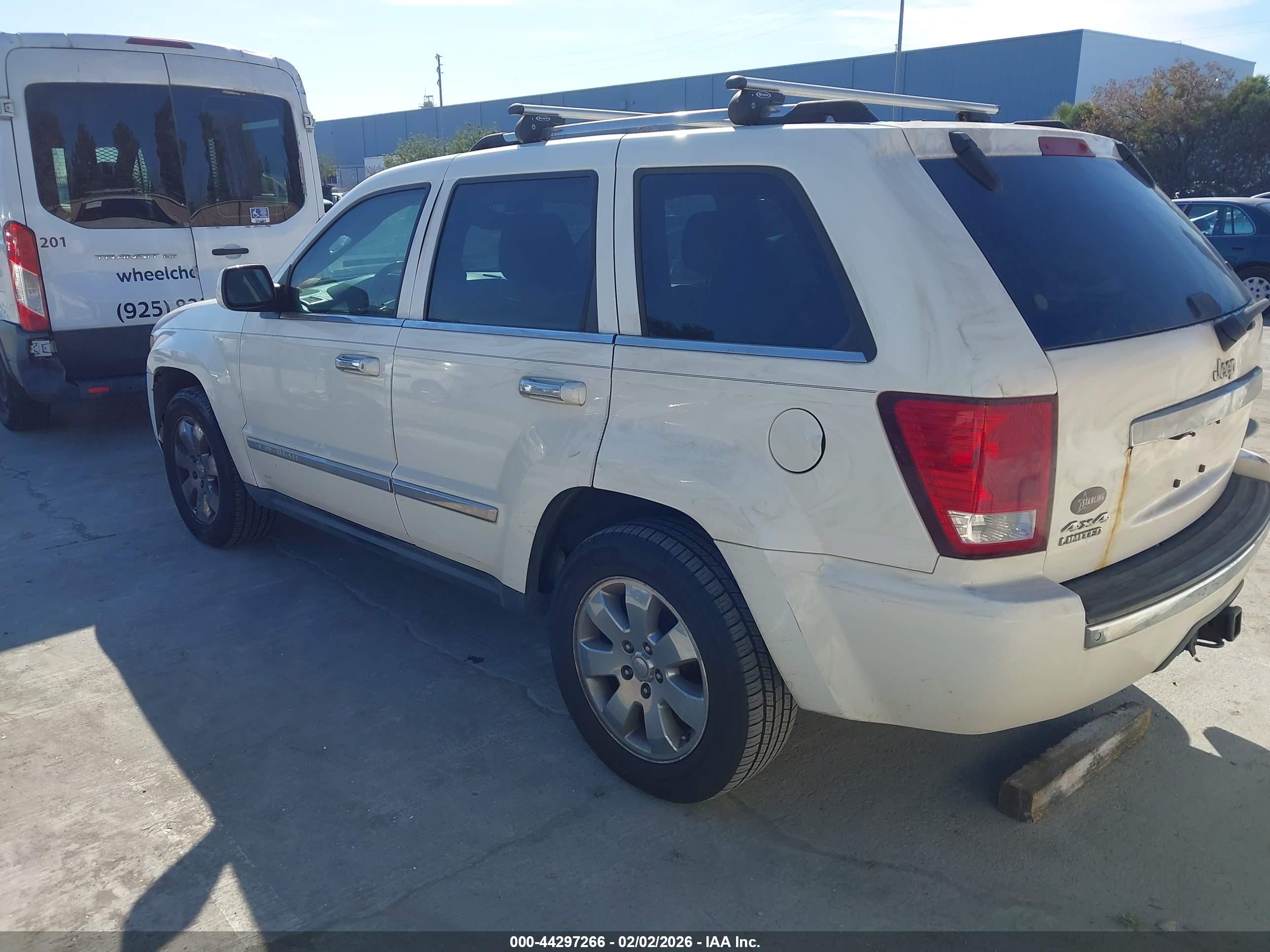 JEEP GRAND image 3