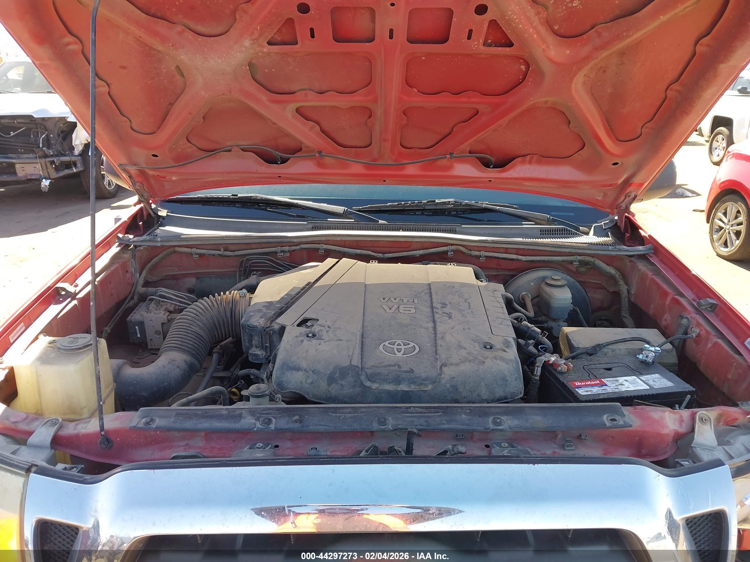TOYOTA TACOMA image 10