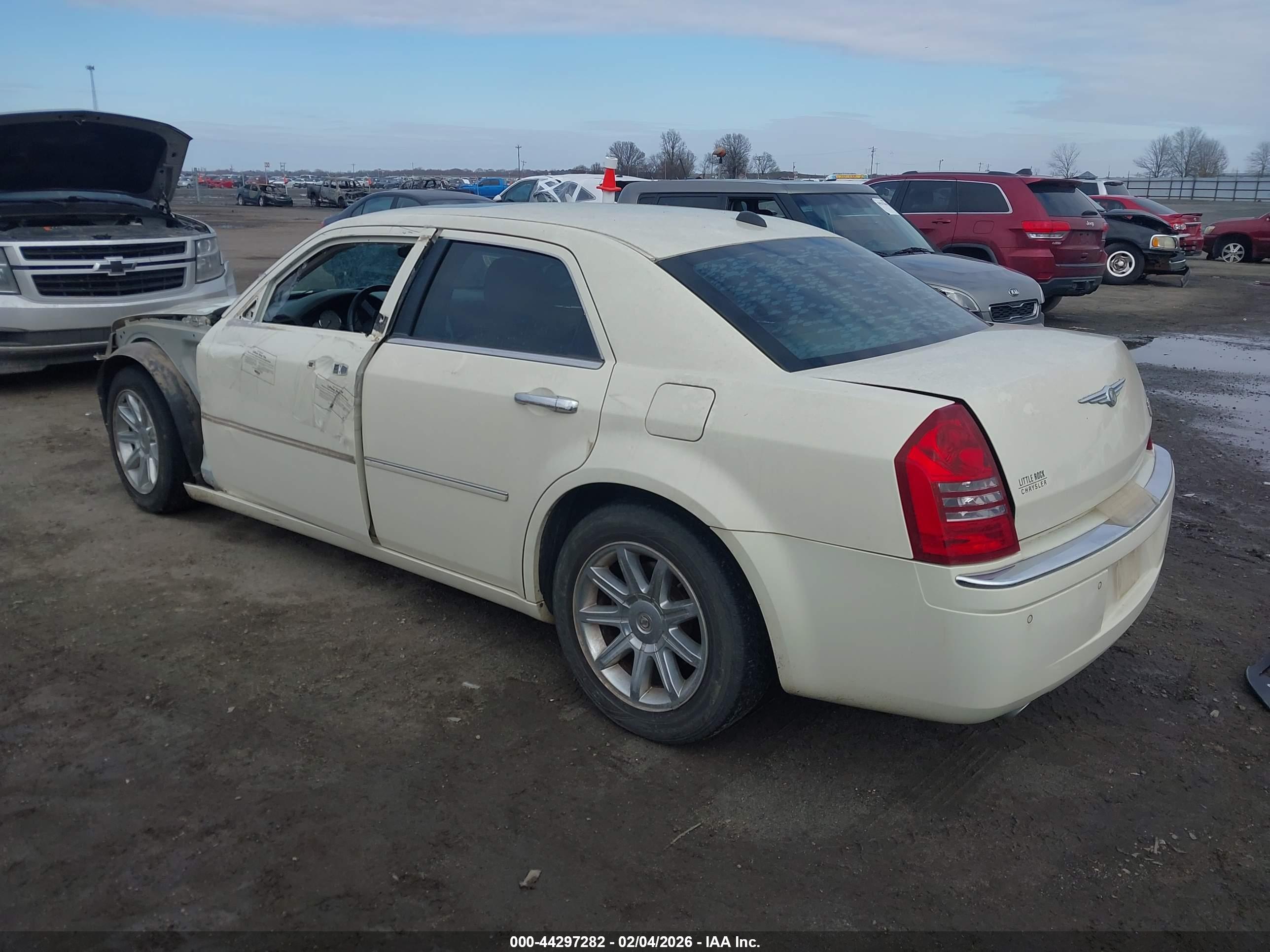 CHRYSLER 300C image 3