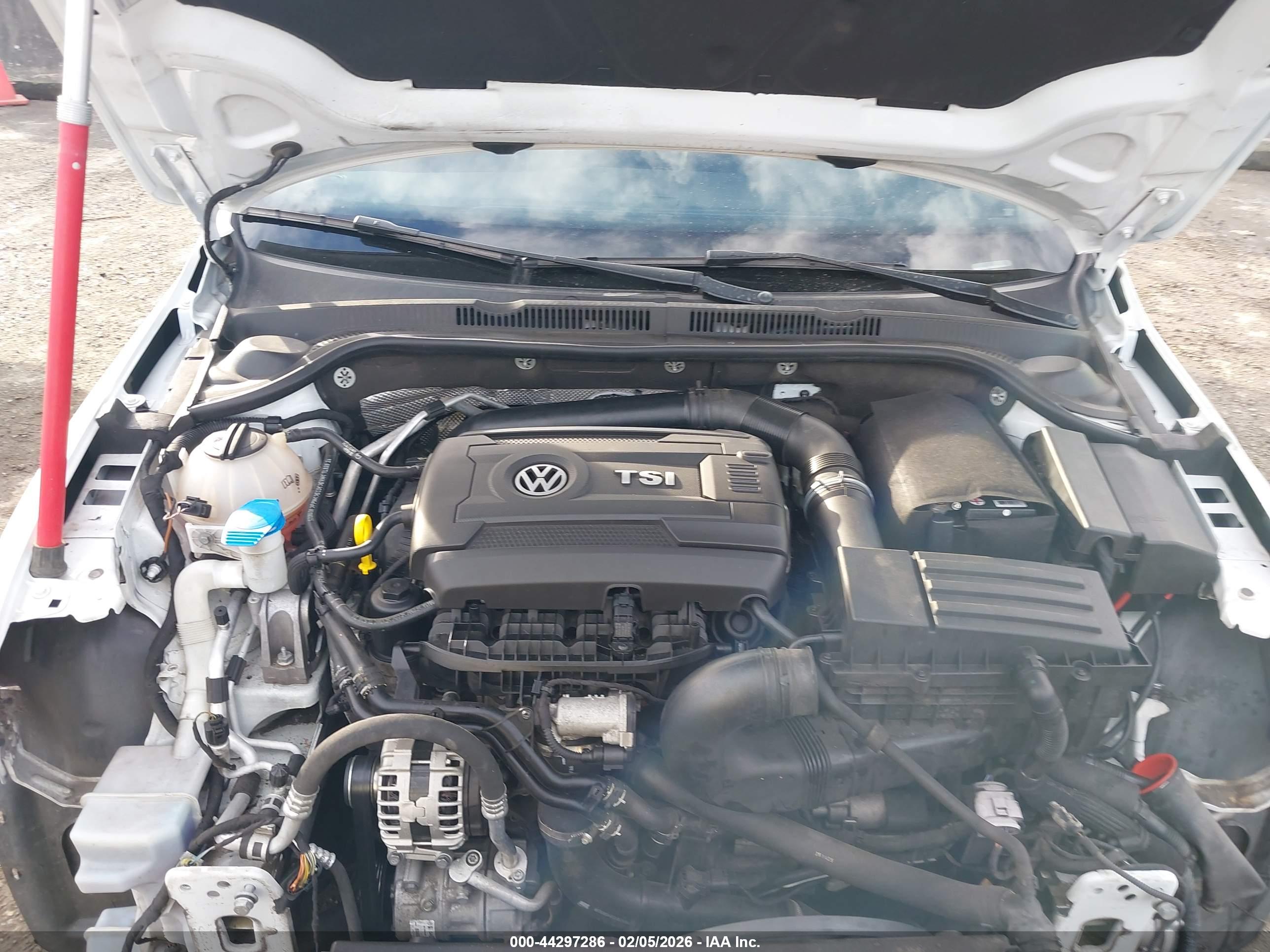 VOLKSWAGEN JETTA image 10