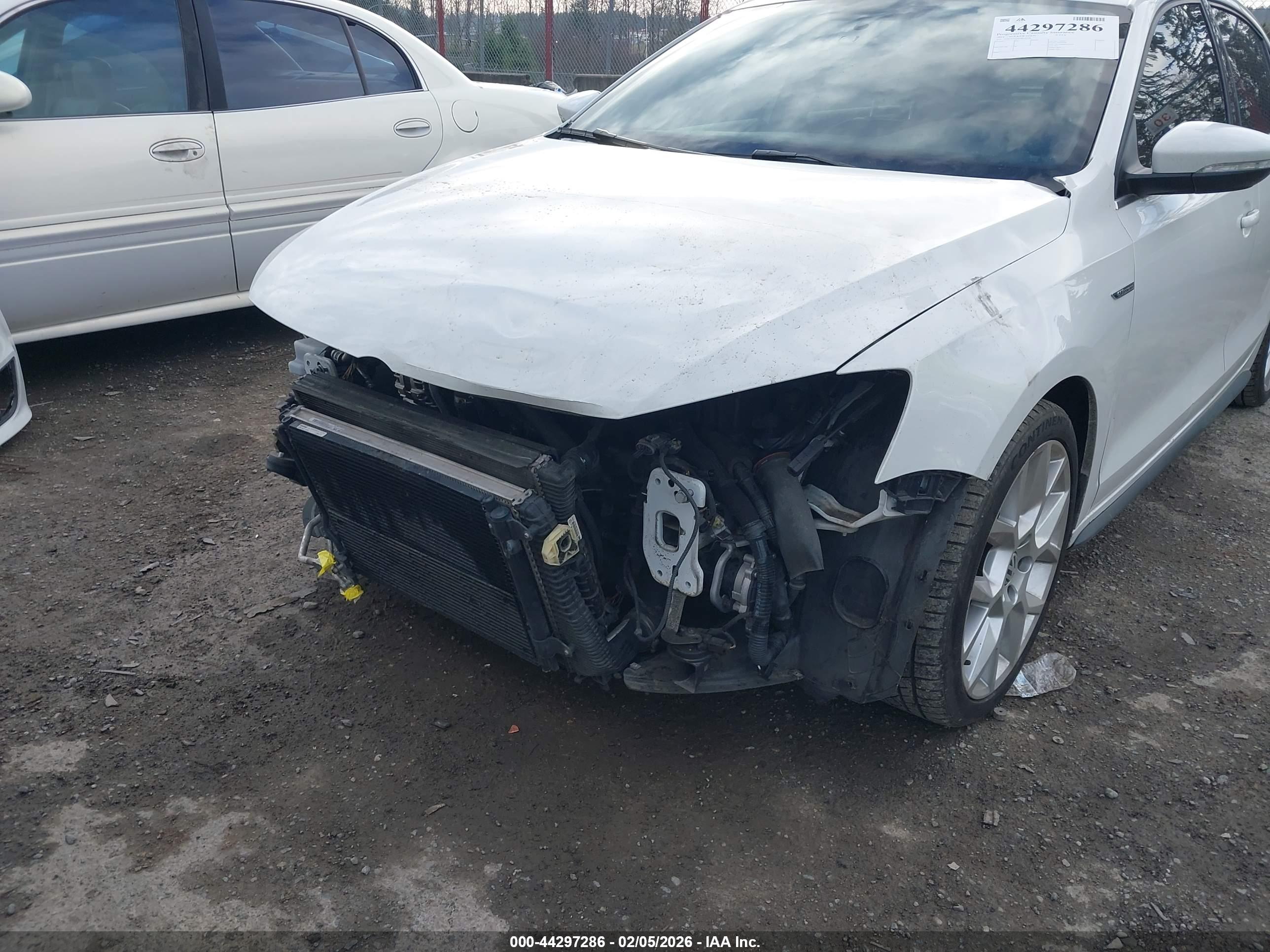 VOLKSWAGEN JETTA image 6