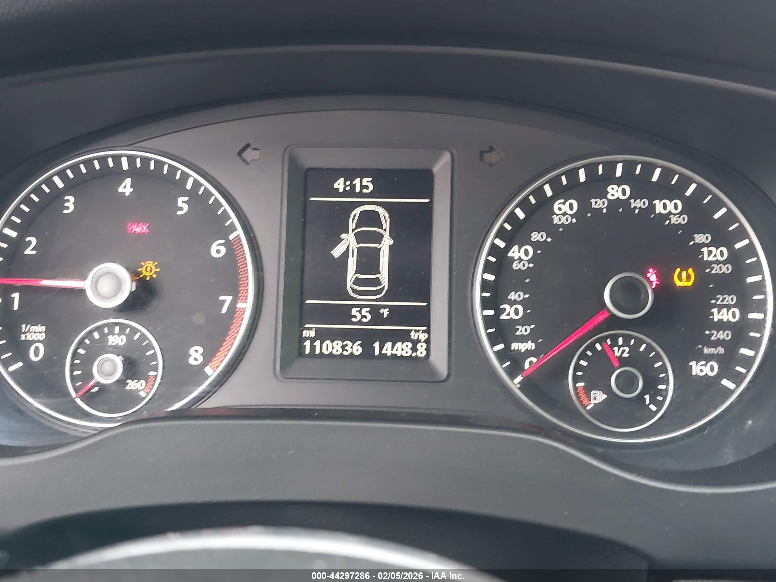 VOLKSWAGEN JETTA image 7
