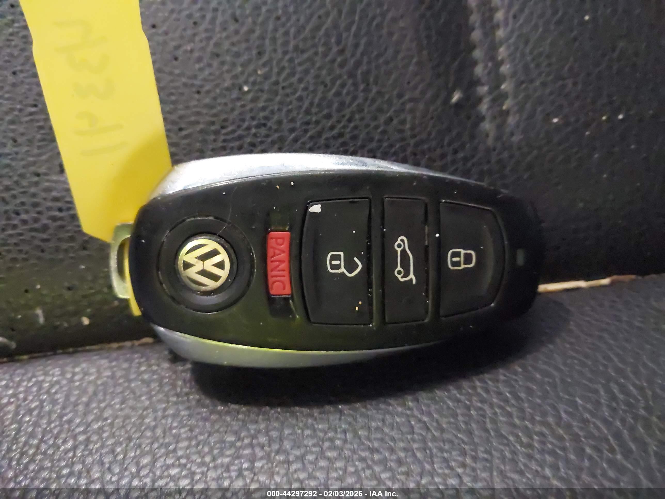 VOLKSWAGEN TOUAREG image 11