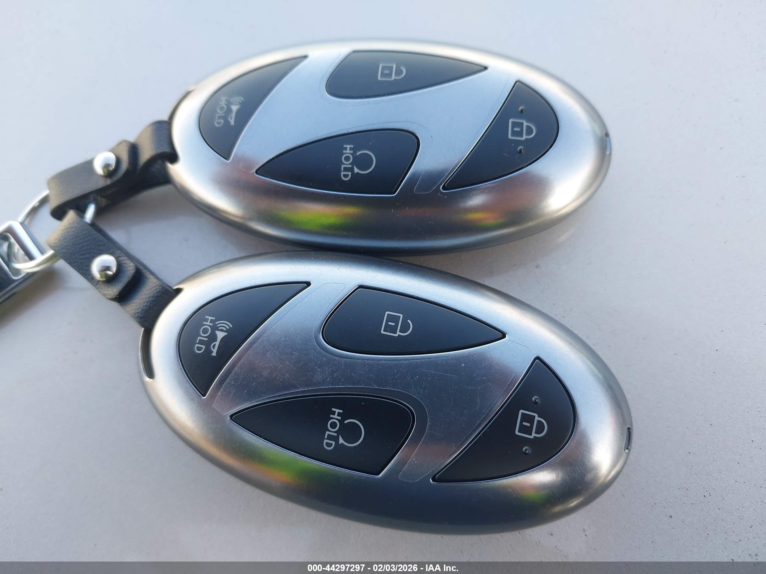 HYUNDAI KONA image 11