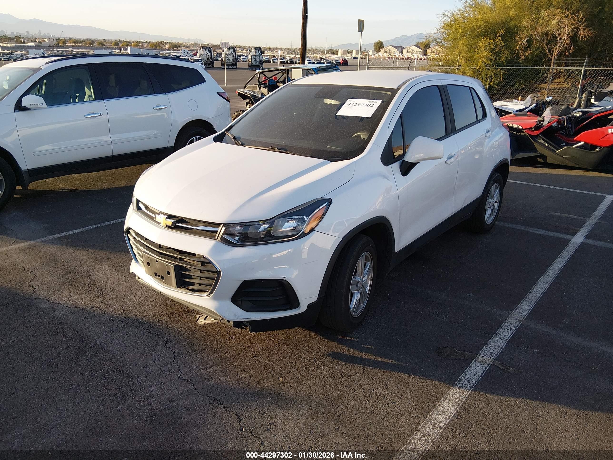 CHEVROLET TRAX image 2