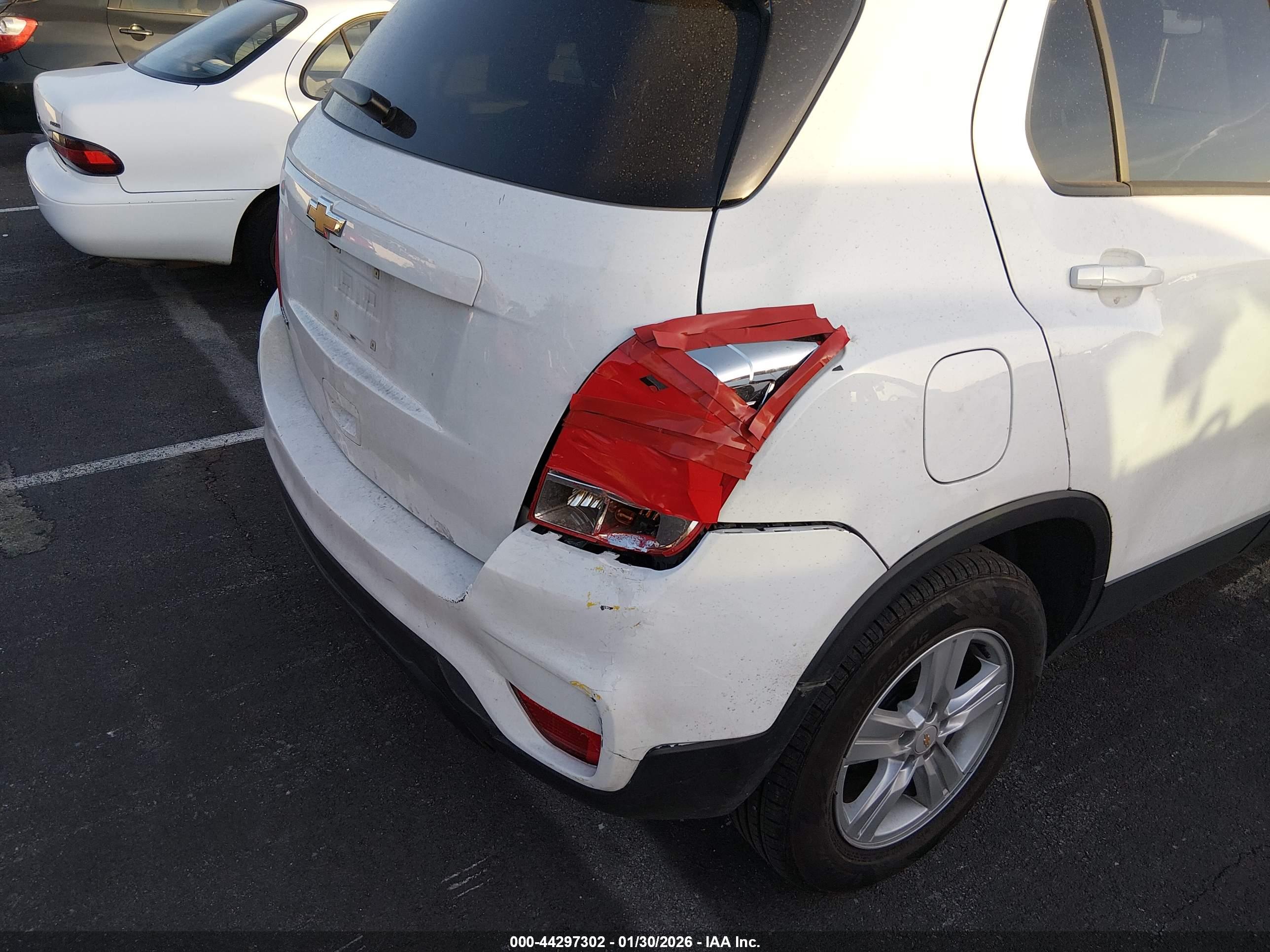 CHEVROLET TRAX image 6