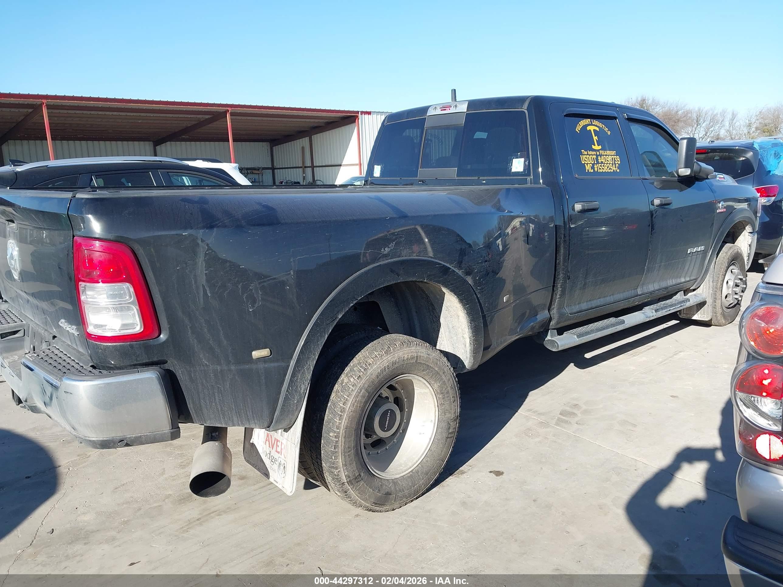 RAM 3500 image 4
