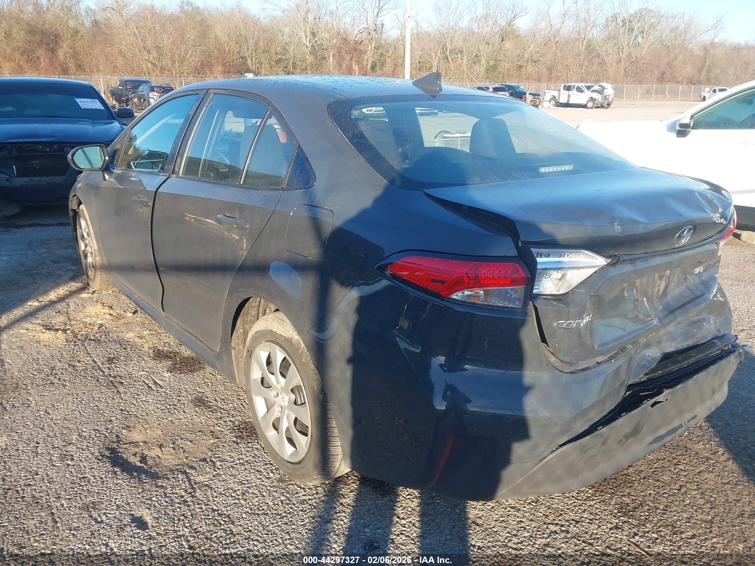 TOYOTA COROLLA image 3