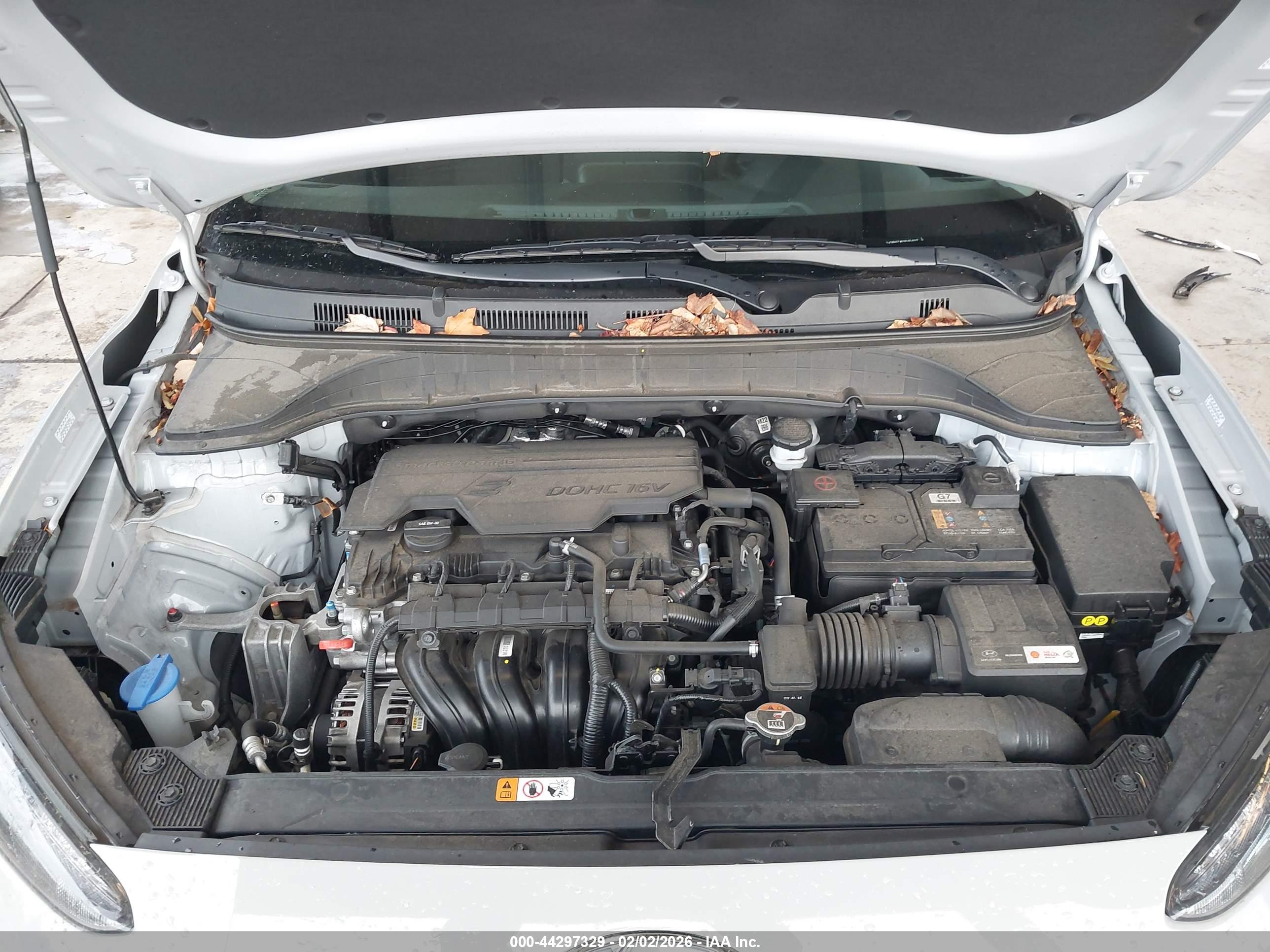 HYUNDAI KONA image 10