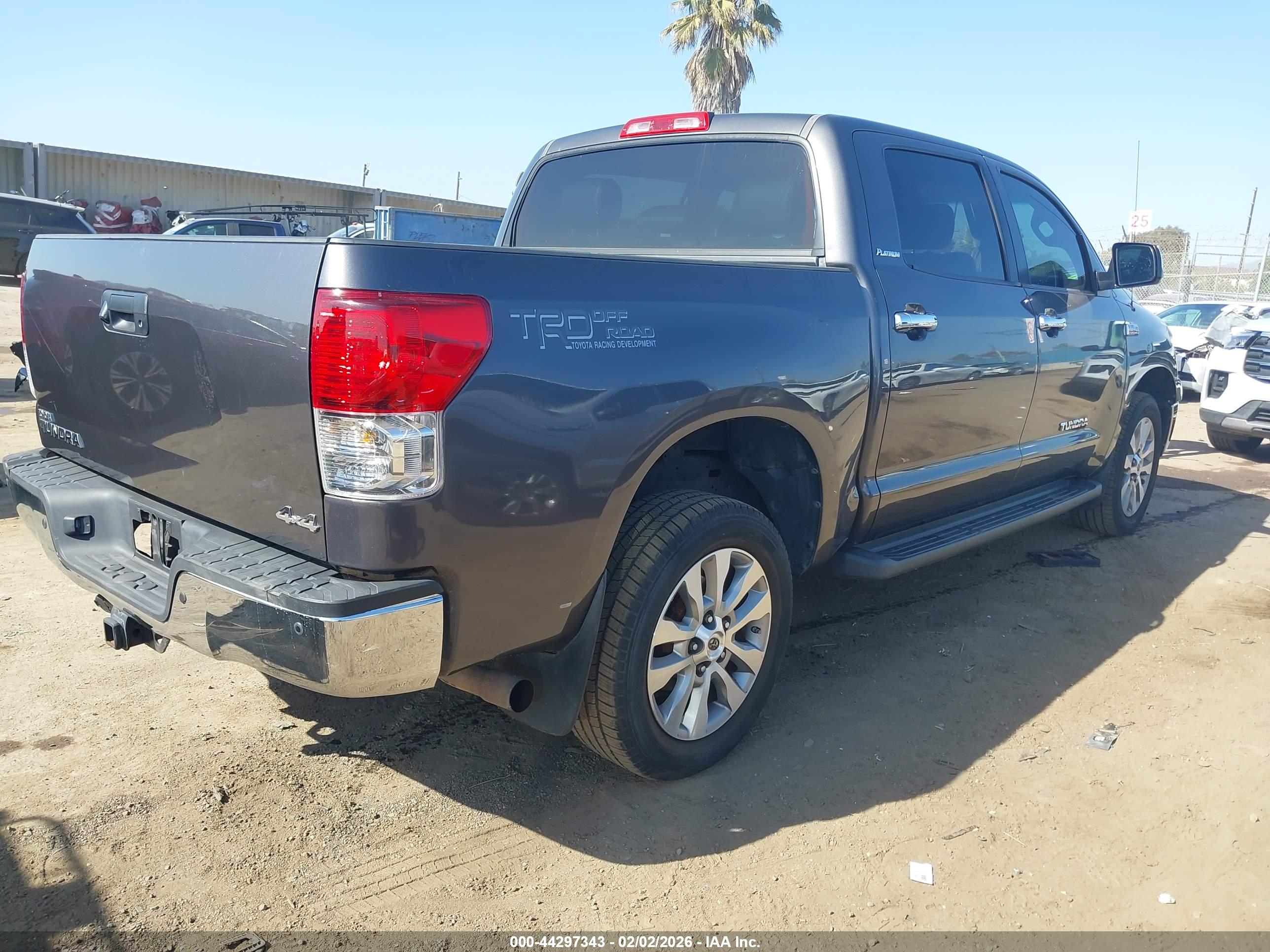 TOYOTA TUNDRA image 4