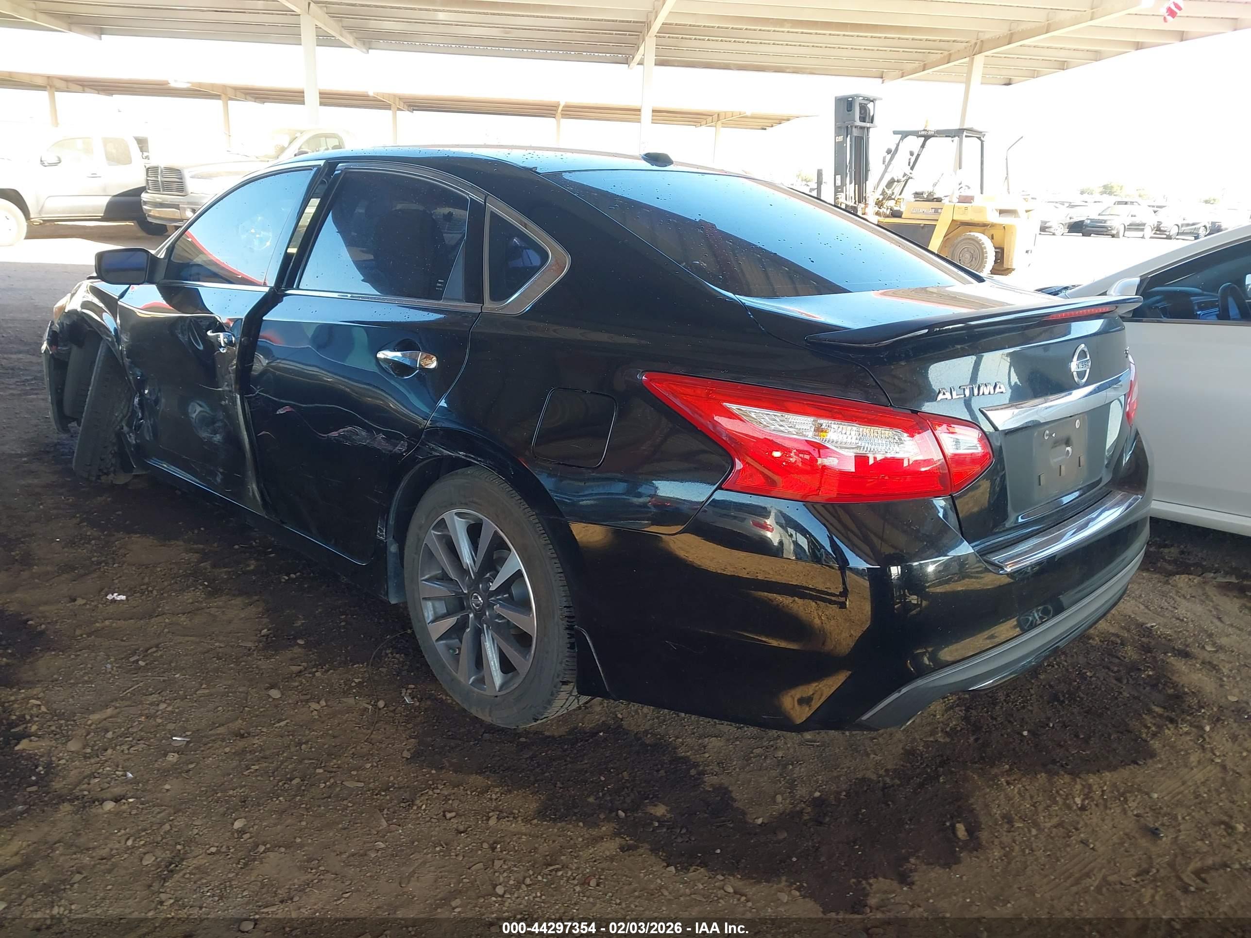 NISSAN ALTIMA image 3