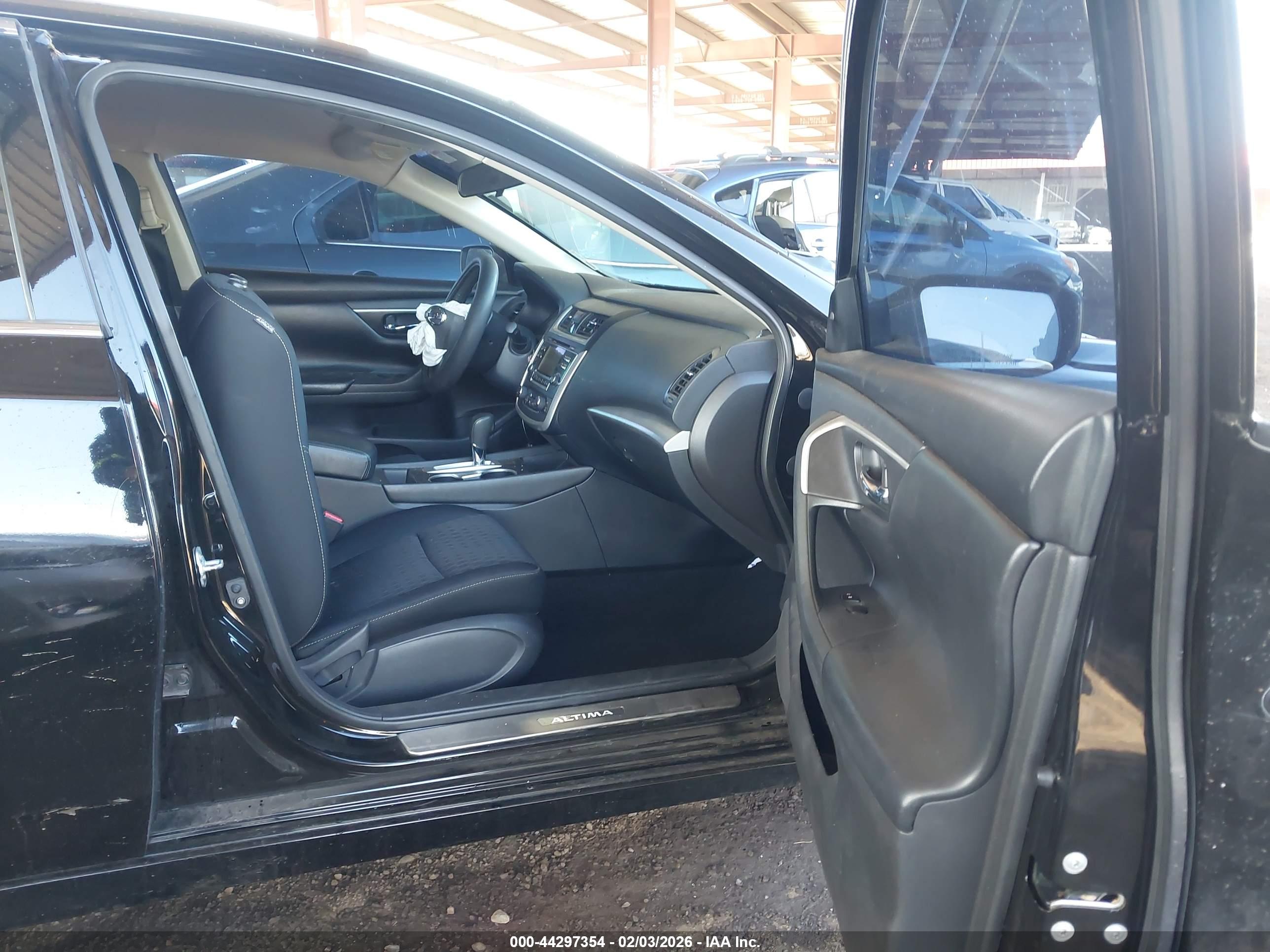 NISSAN ALTIMA image 5