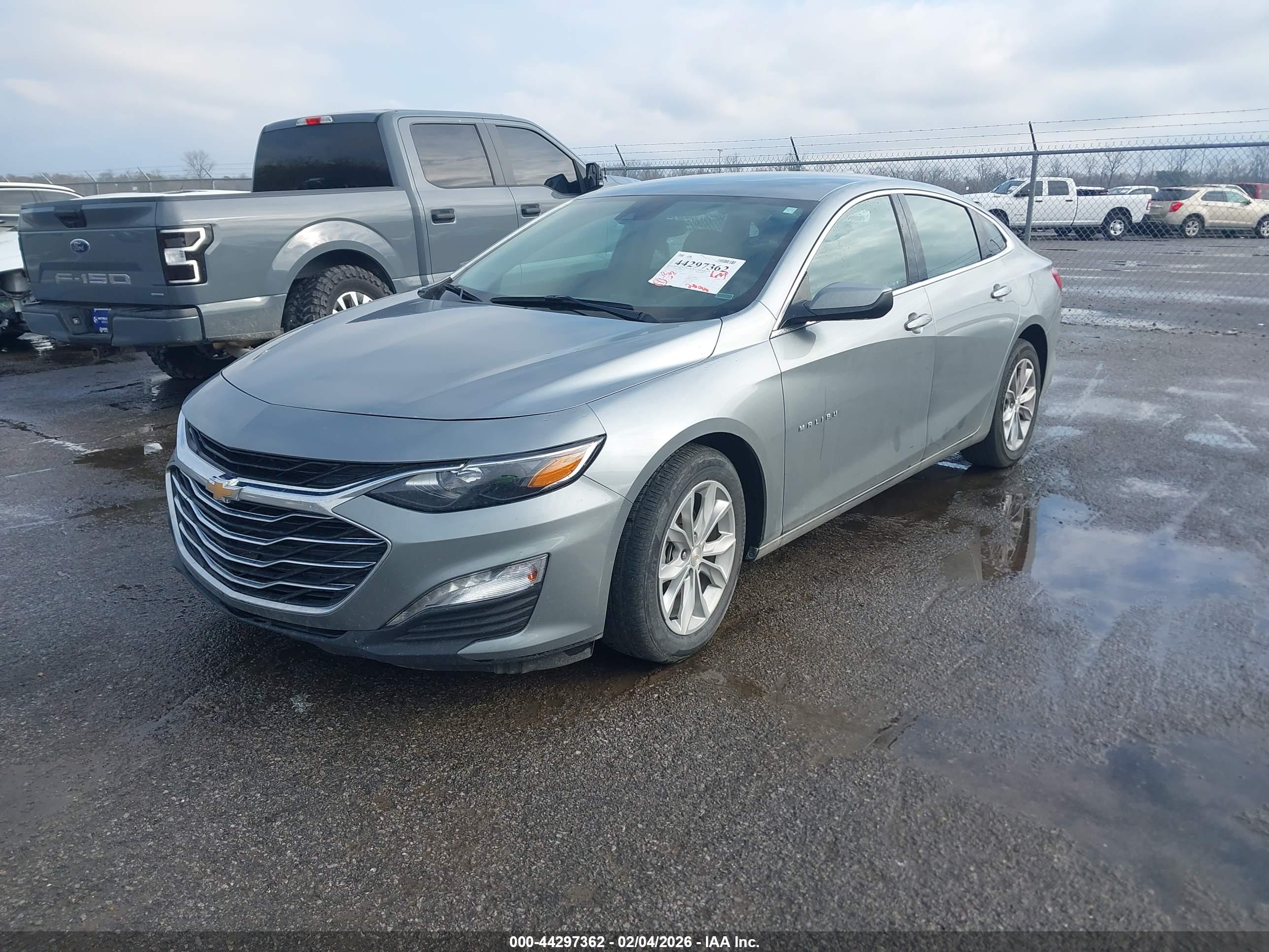 CHEVROLET MALIBU image 2