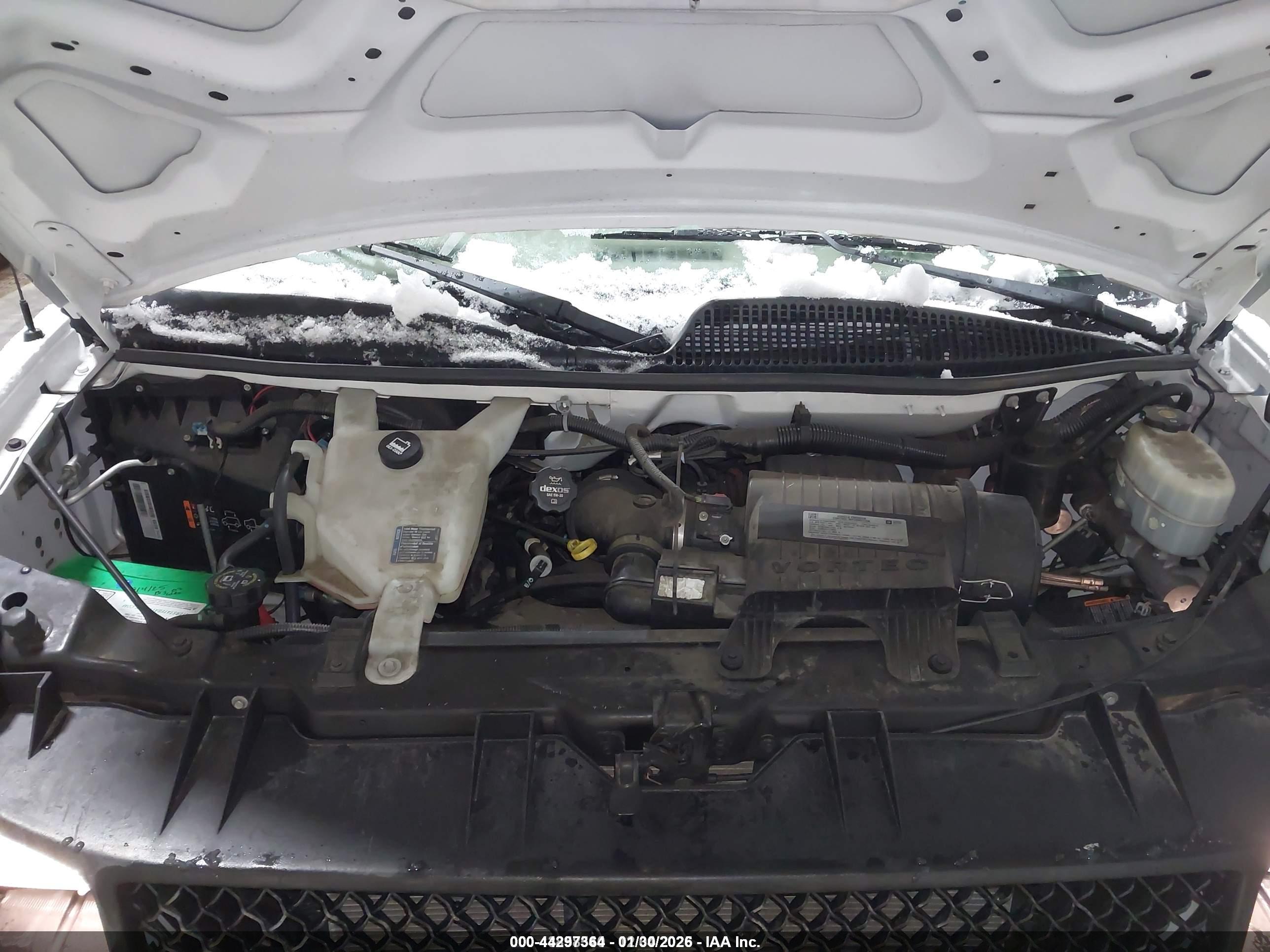 CHEVROLET EXPRESS image 10