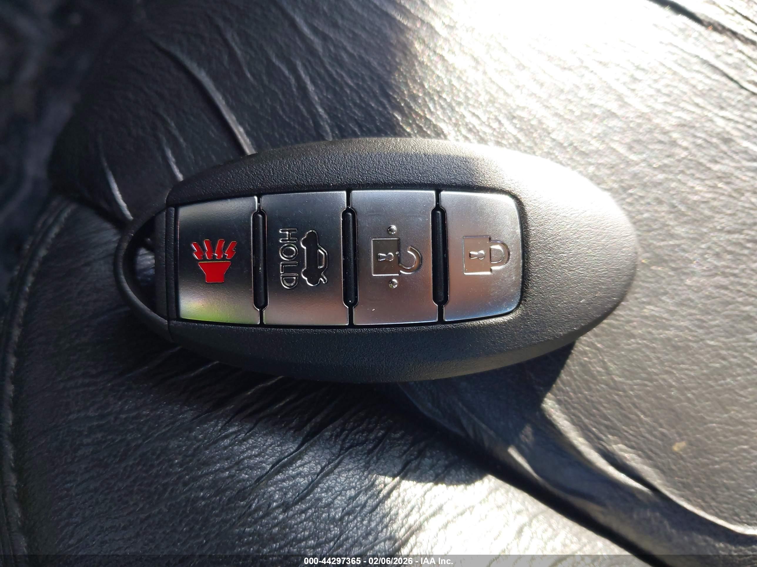 INFINITI Q50 image 11